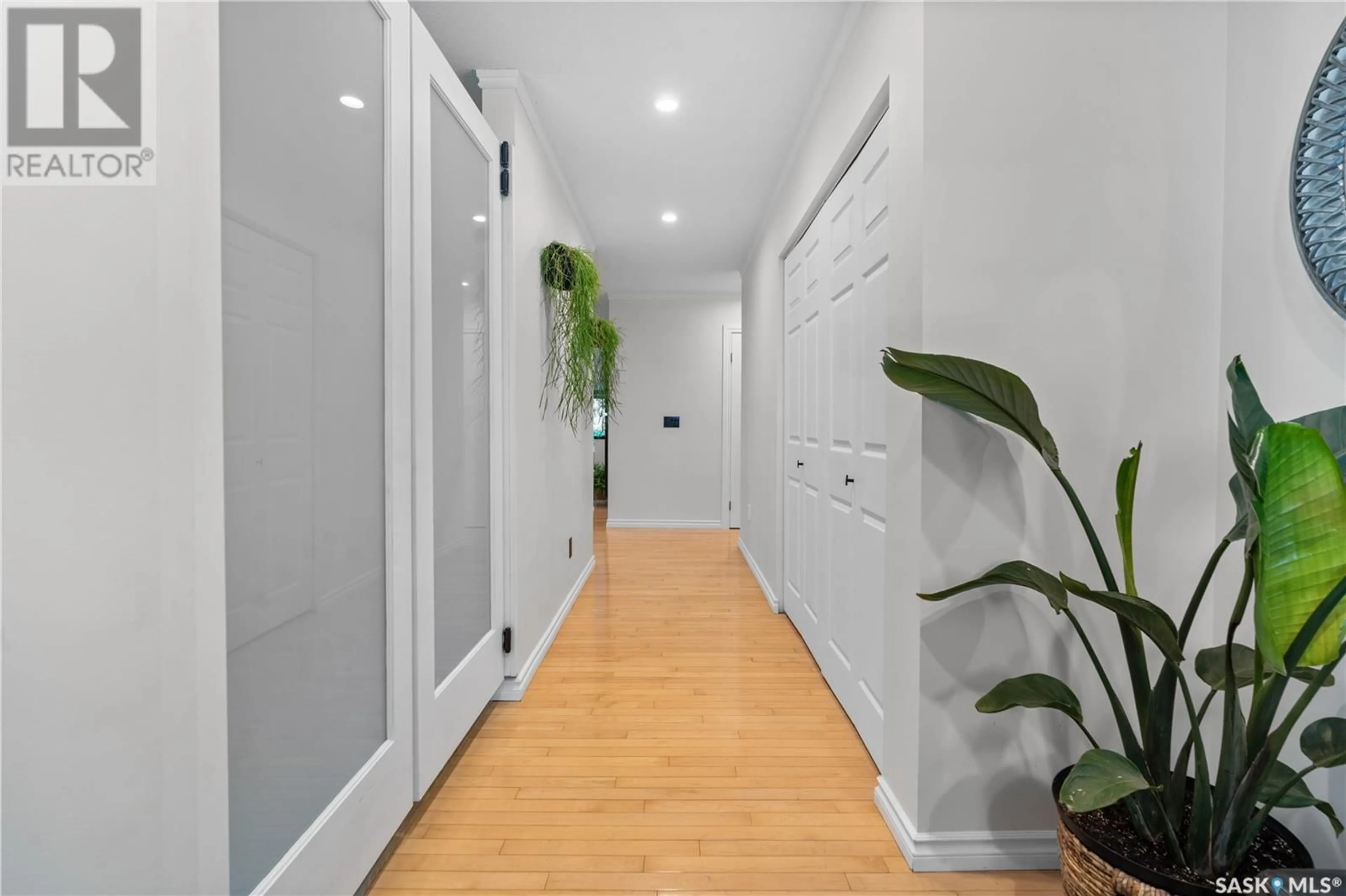 Indoor entryway for 7332 7TH AVENUE, Regina Saskatchewan S4T0T1