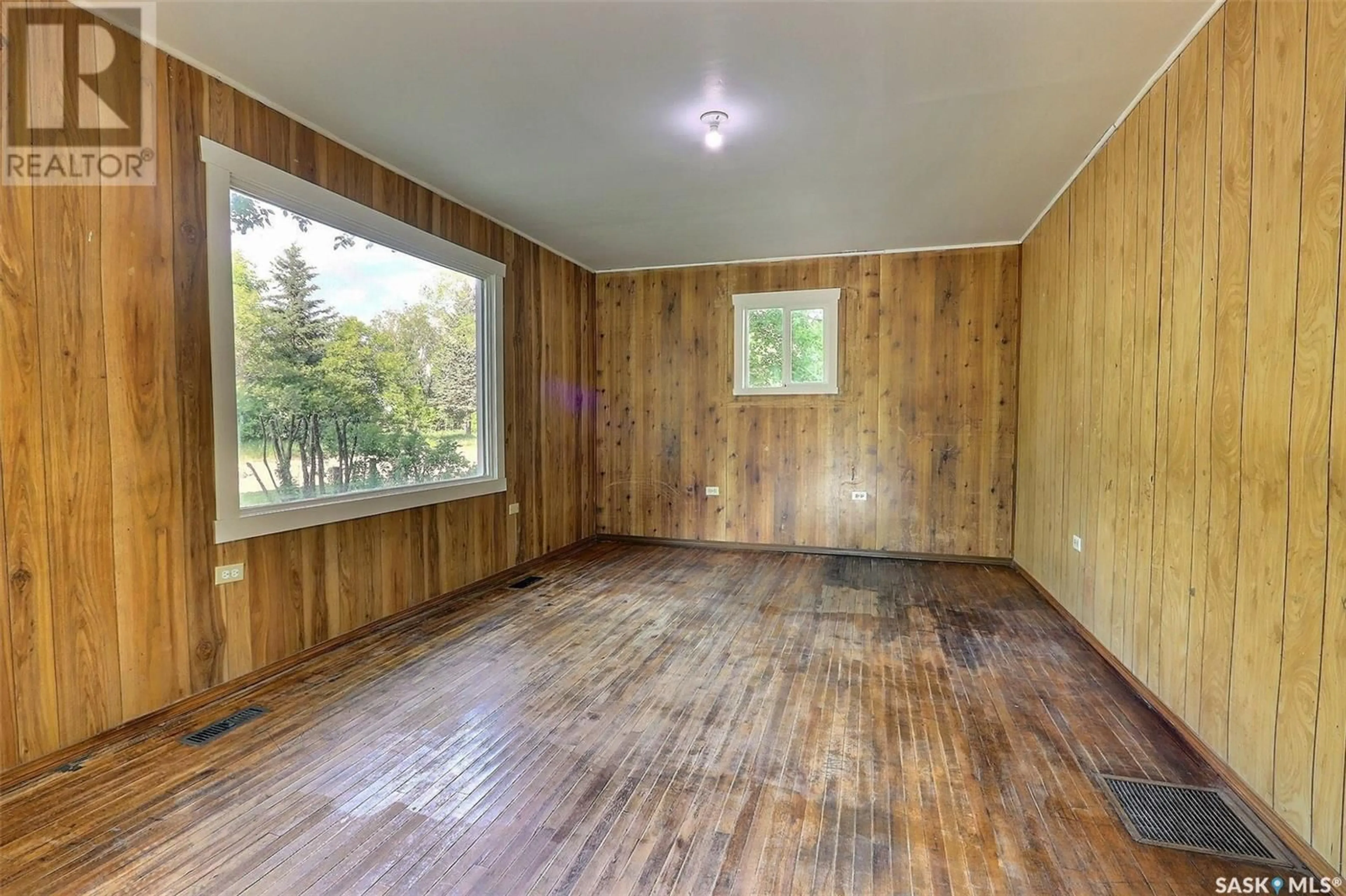 A pic of a room for 747 12TH STREET, Prince Albert Saskatchewan S6V3C3