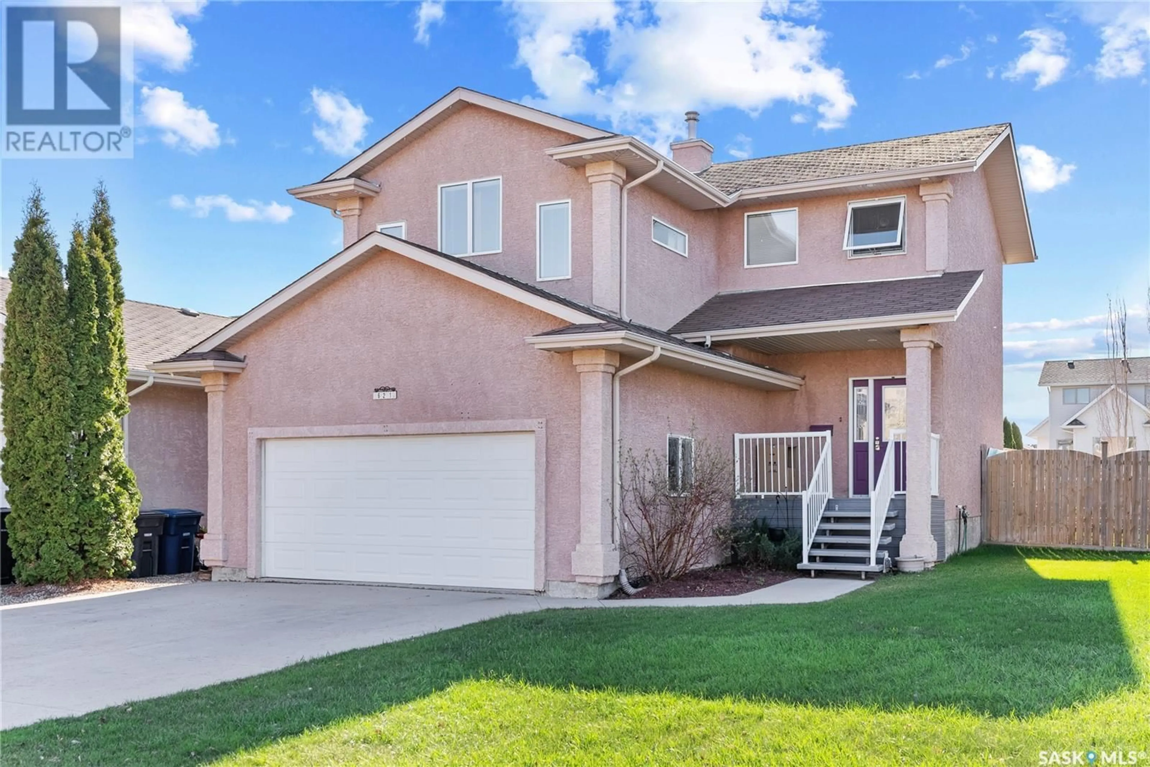 Home with vinyl exterior material, street for 621 CRYSTAL SPRINGS DRIVE, Warman Saskatchewan S0K4S0