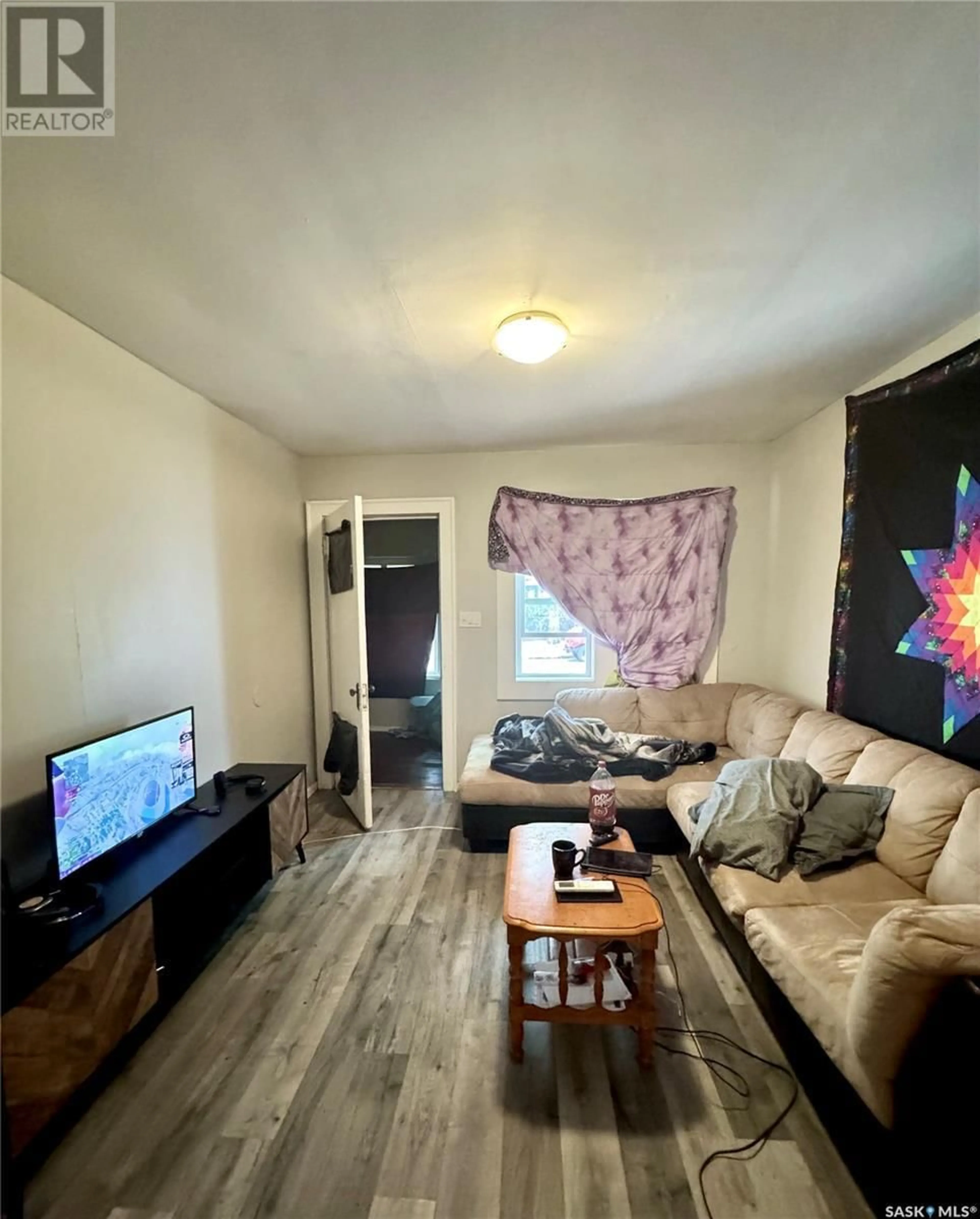 A pic of a room for 1260 ROBINSON STREET, Regina Saskatchewan S4T2N2