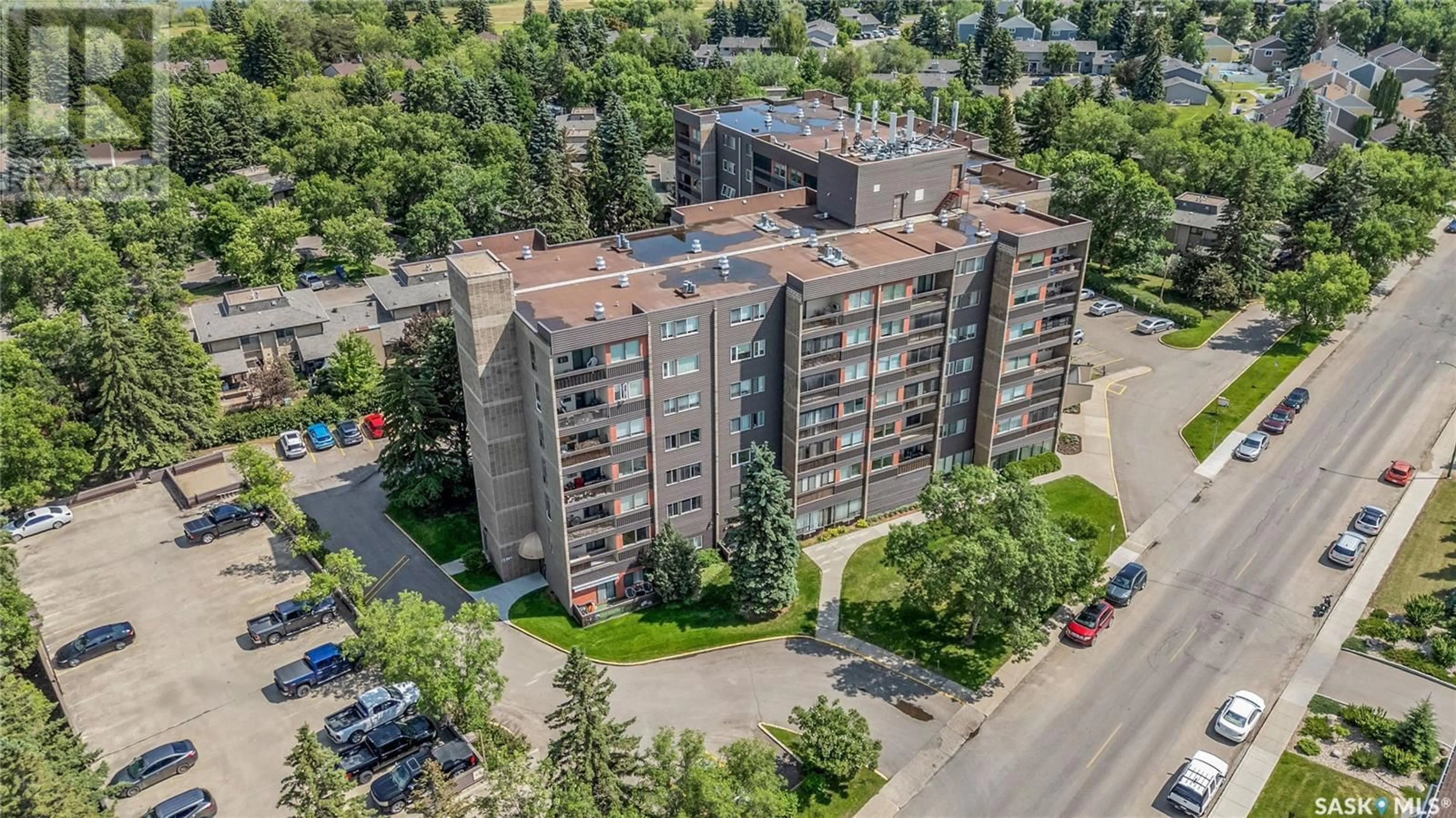 A pic from outside/outdoor area/front of a property/back of a property/a pic from drone, unknown for 106A 351 SAGUENAY DRIVE, Saskatoon Saskatchewan S7K5T4