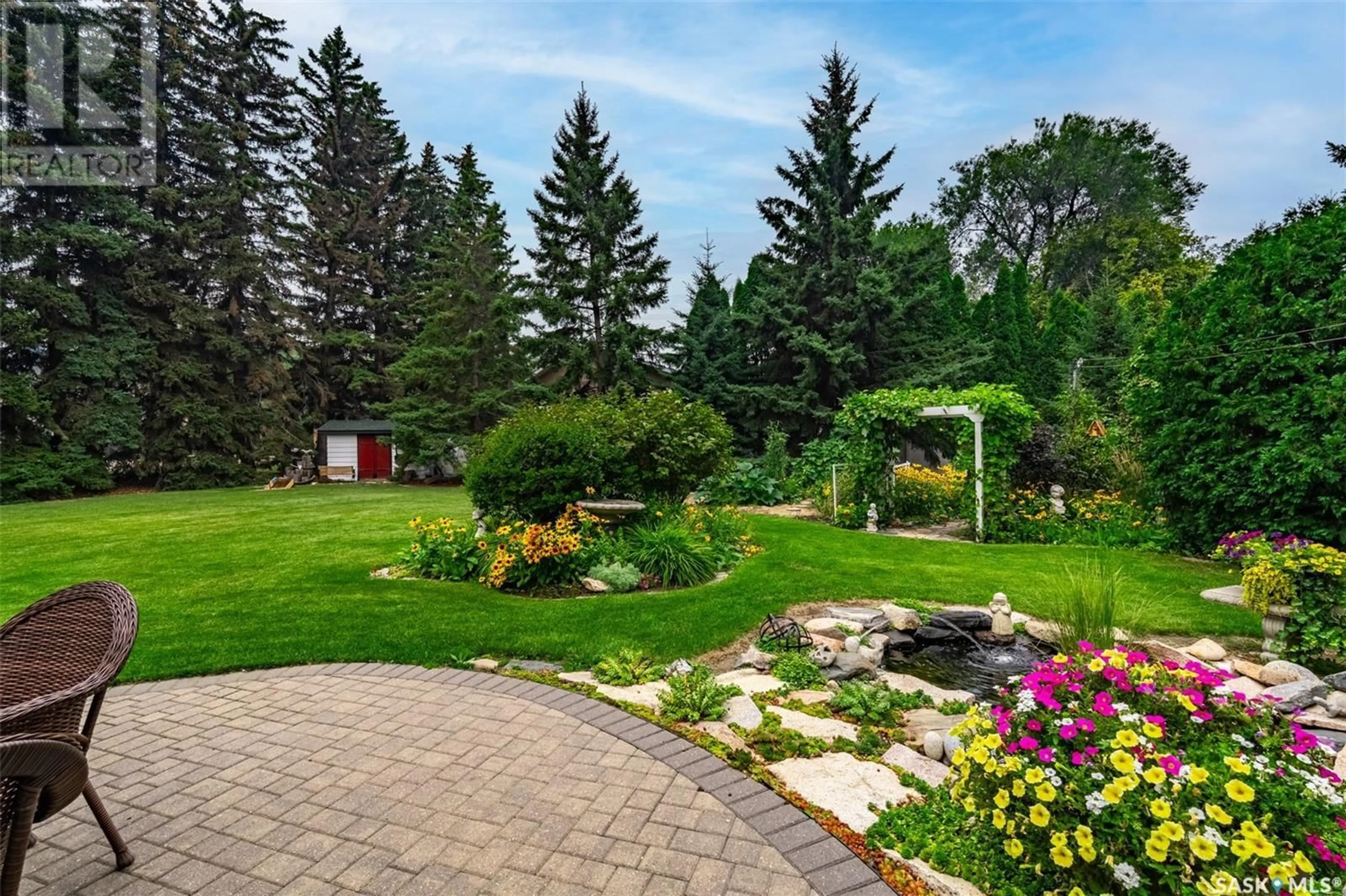 Patio, unknown for 1114 LANCASTER BOULEVARD, Saskatoon Saskatchewan S7M3V5