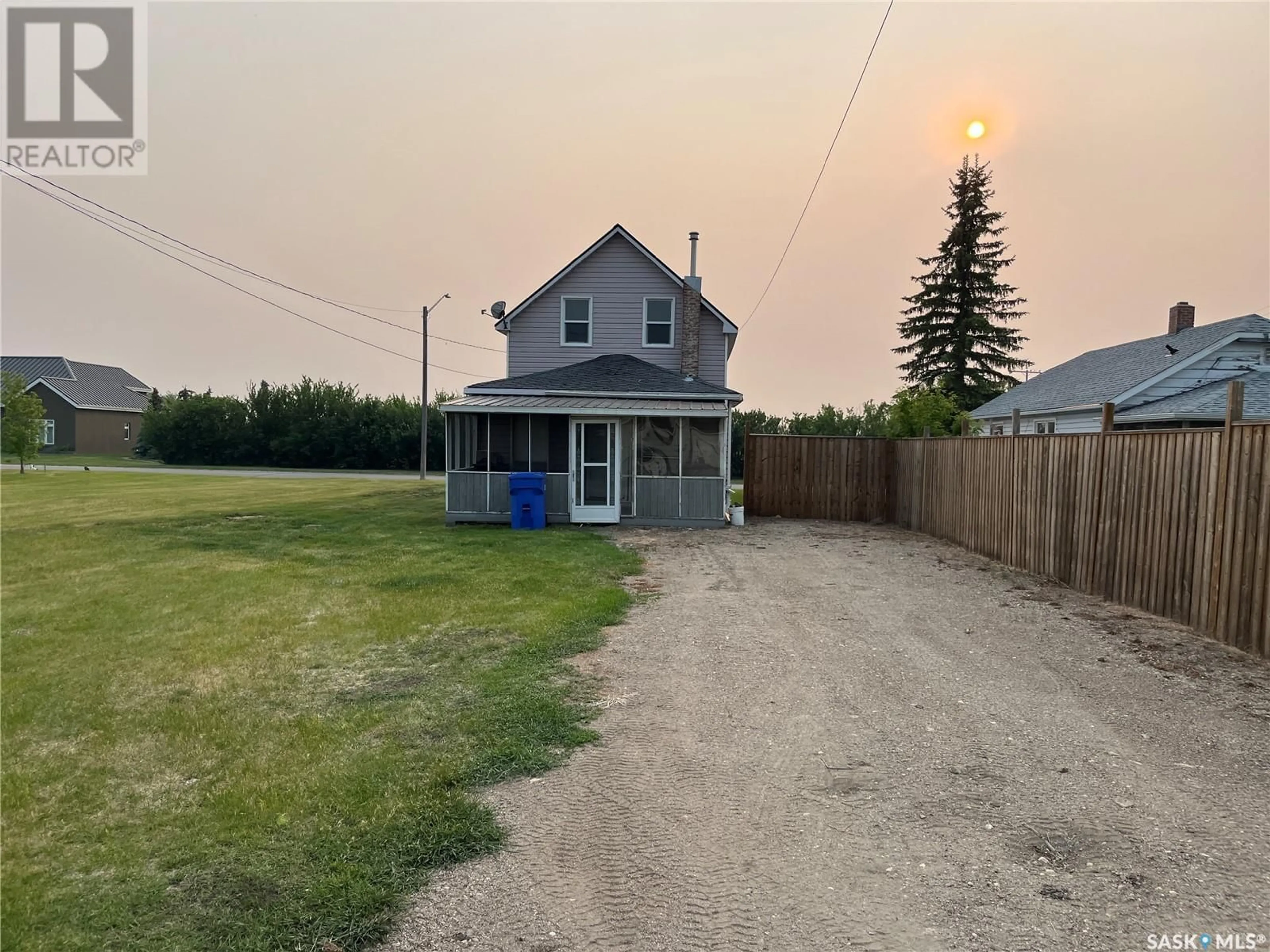 A pic from outside/outdoor area/front of a property/back of a property/a pic from drone, building for 417 MCINTOSH STREET, Foam Lake Saskatchewan S0A1A0
