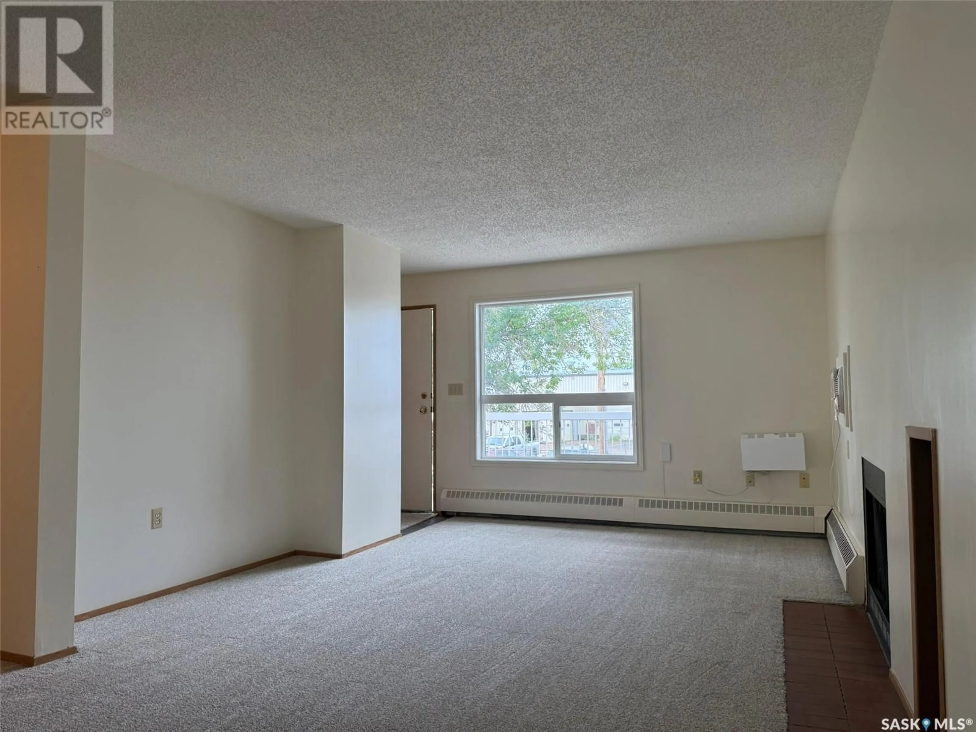 A pic of a room for 67 - 416 WOOD LILY DRIVE, Moose Jaw Saskatchewan S6J1G6