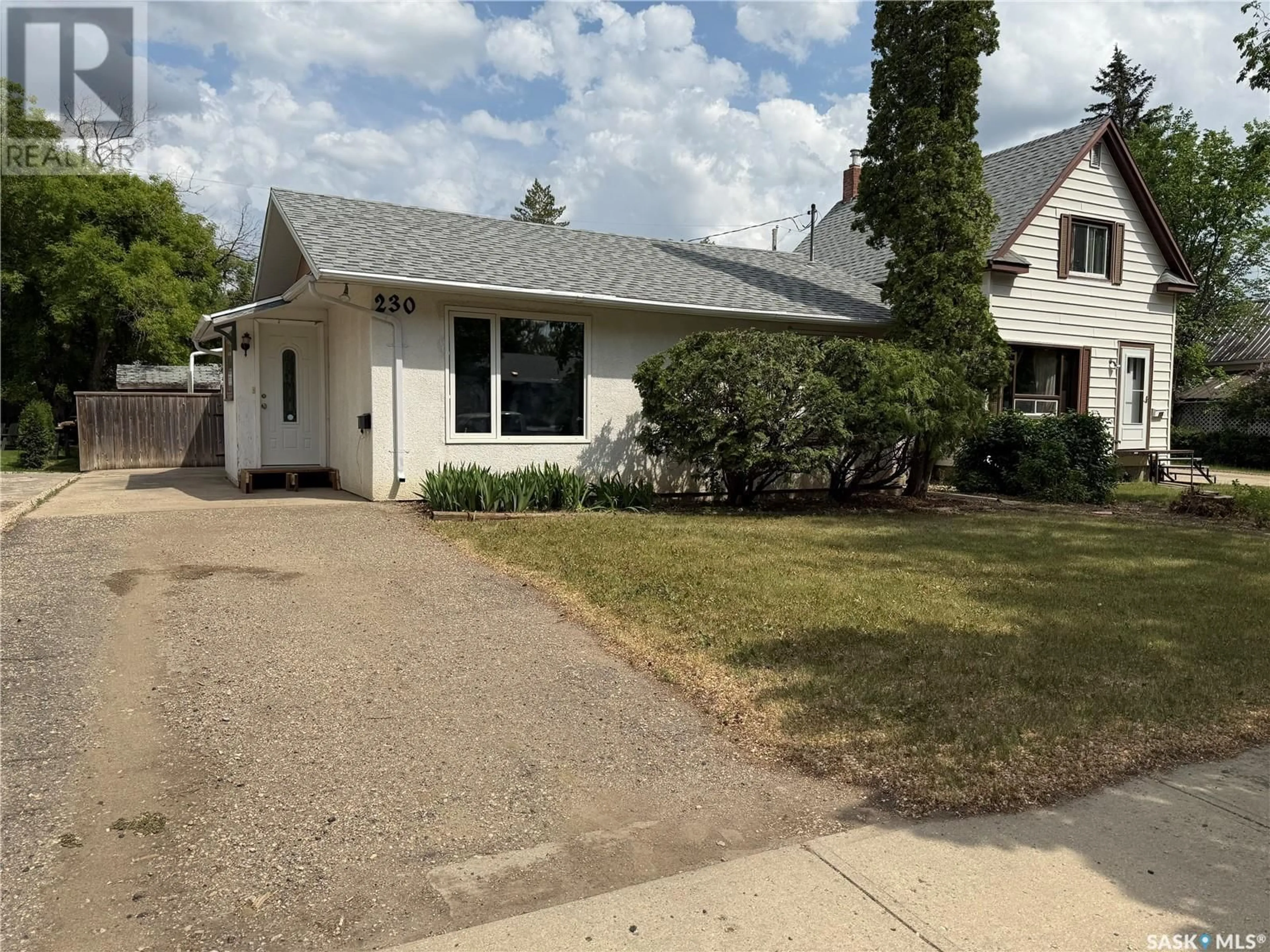 Unknown for 230 10TH STREET, Weyburn Saskatchewan S4H2W3