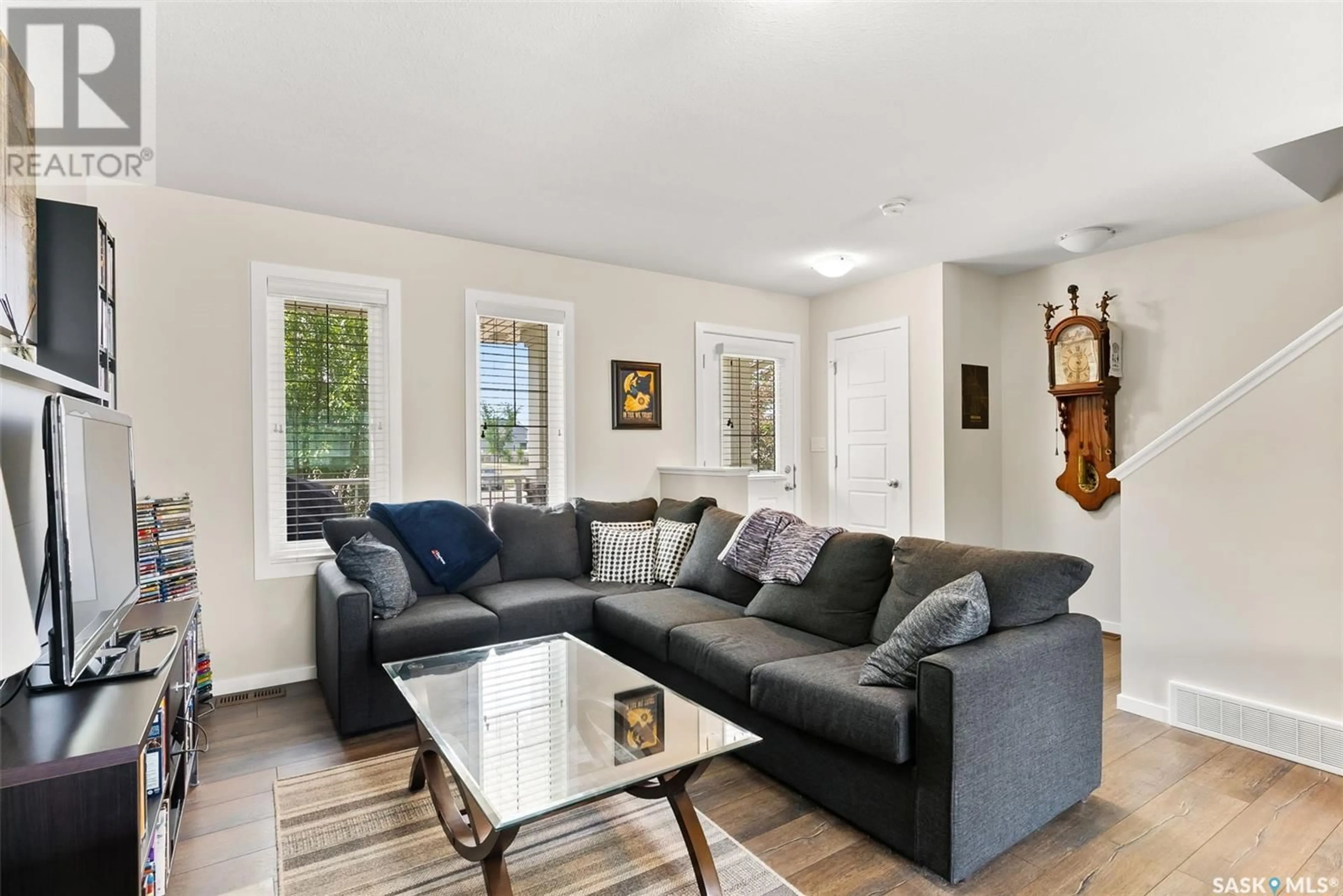 Living room with furniture, unknown for 7994 CANOLA AVENUE, Regina Saskatchewan S4Y0E8
