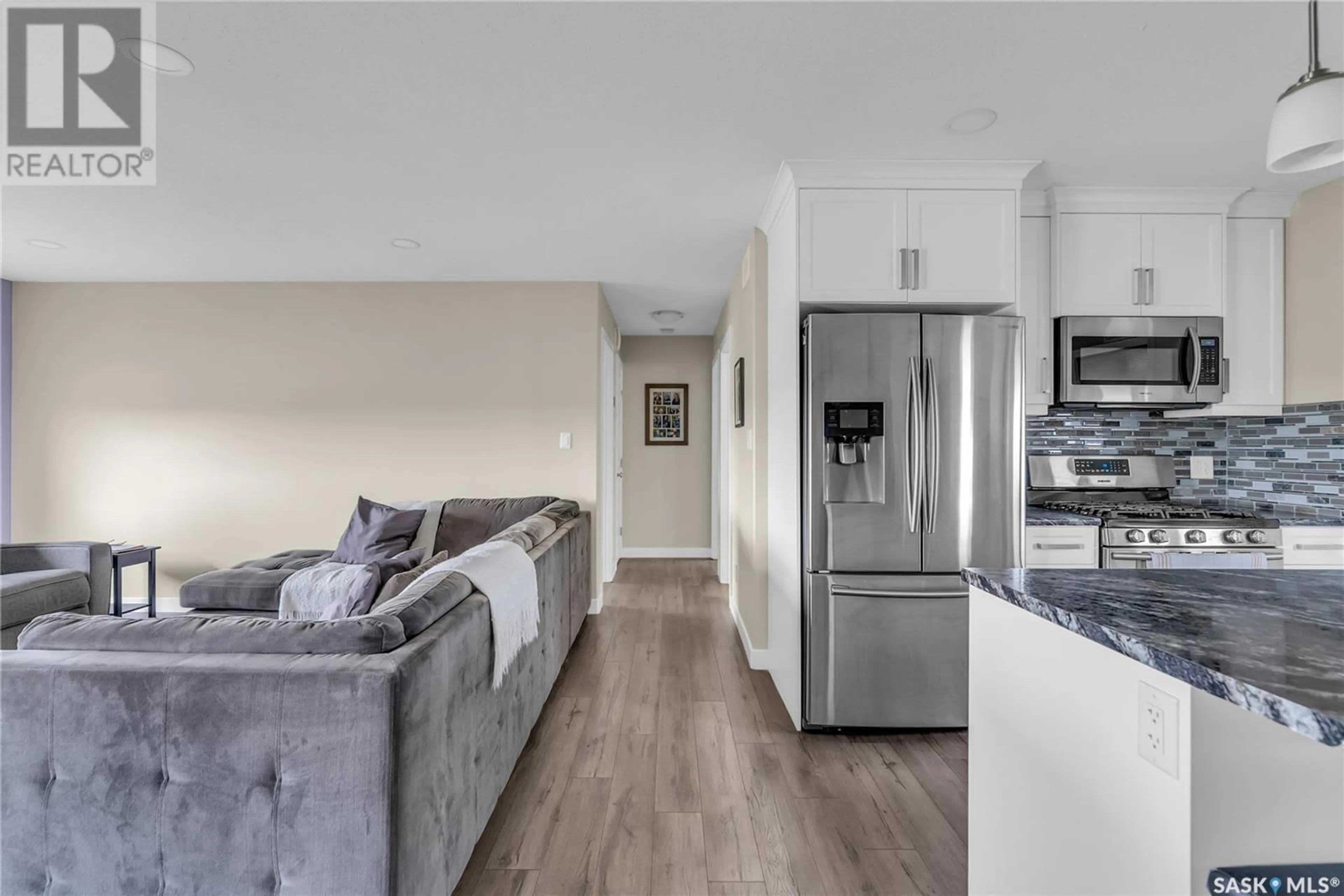 Open concept kitchen, unknown for FEHR ACREAGE, Laird Rm No. 404 Saskatchewan S0K1Z0