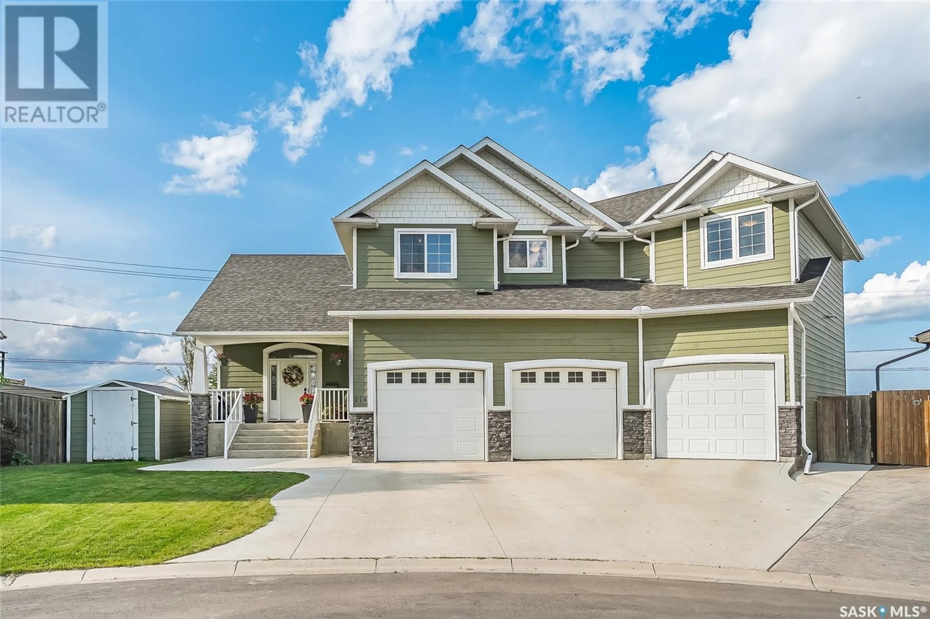 Home with vinyl exterior material, street for 214 VICTOR TERRACE, Dalmeny Saskatchewan S0K1E0