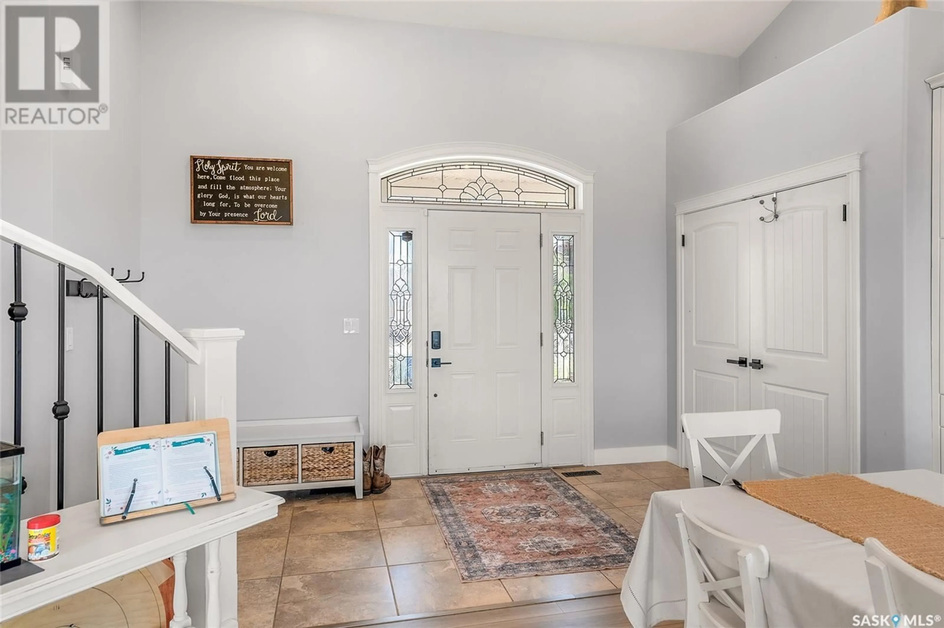 Indoor entryway for 214 VICTOR TERRACE, Dalmeny Saskatchewan S0K1E0