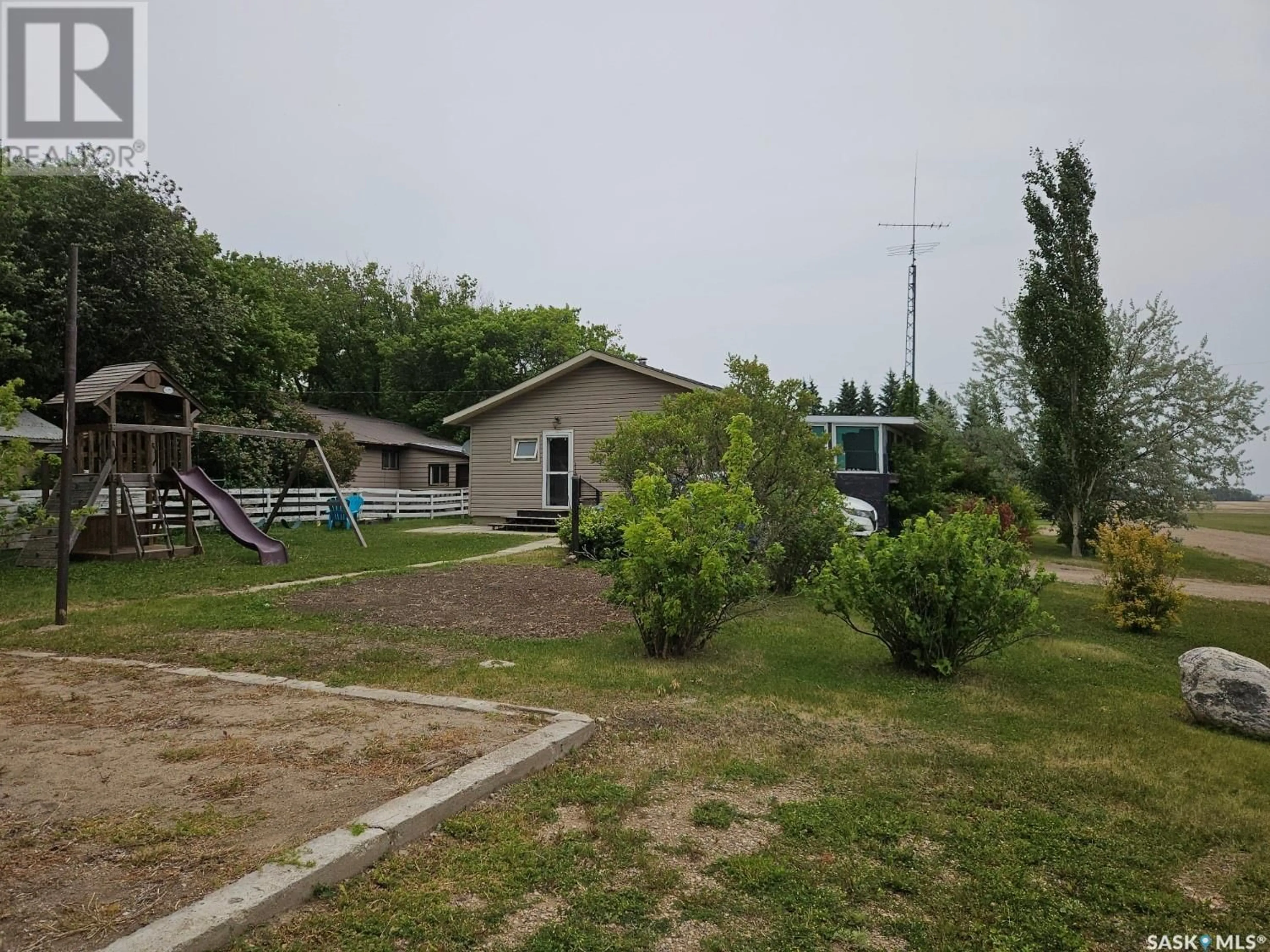 A pic from outside/outdoor area/front of a property/back of a property/a pic from drone, unknown for S - 208 1ST STREET, Pilger Saskatchewan S0K3G0