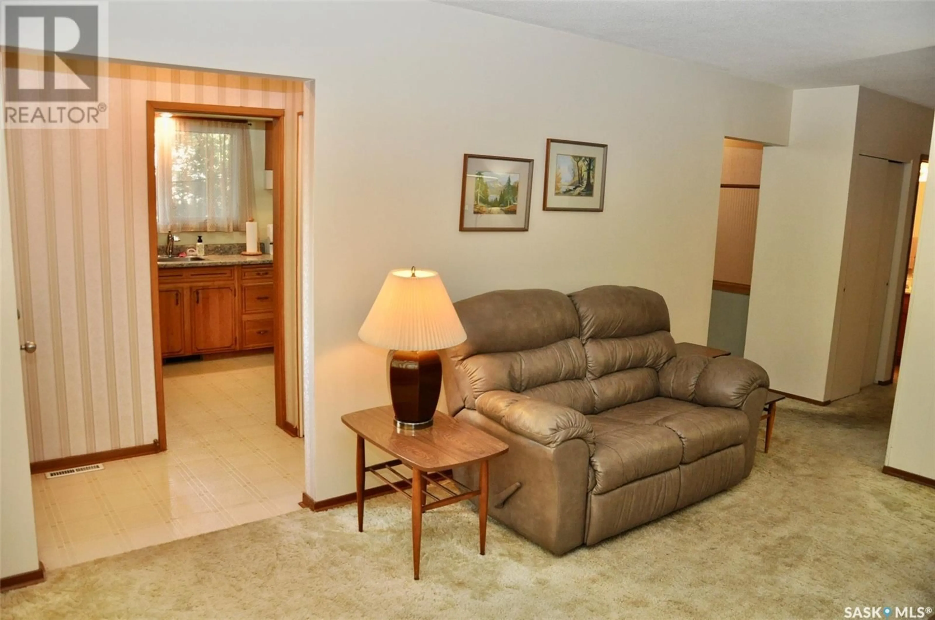 Living room with furniture, unknown for 38 LEDDY CRESCENT, Saskatoon Saskatchewan S7H3Y8