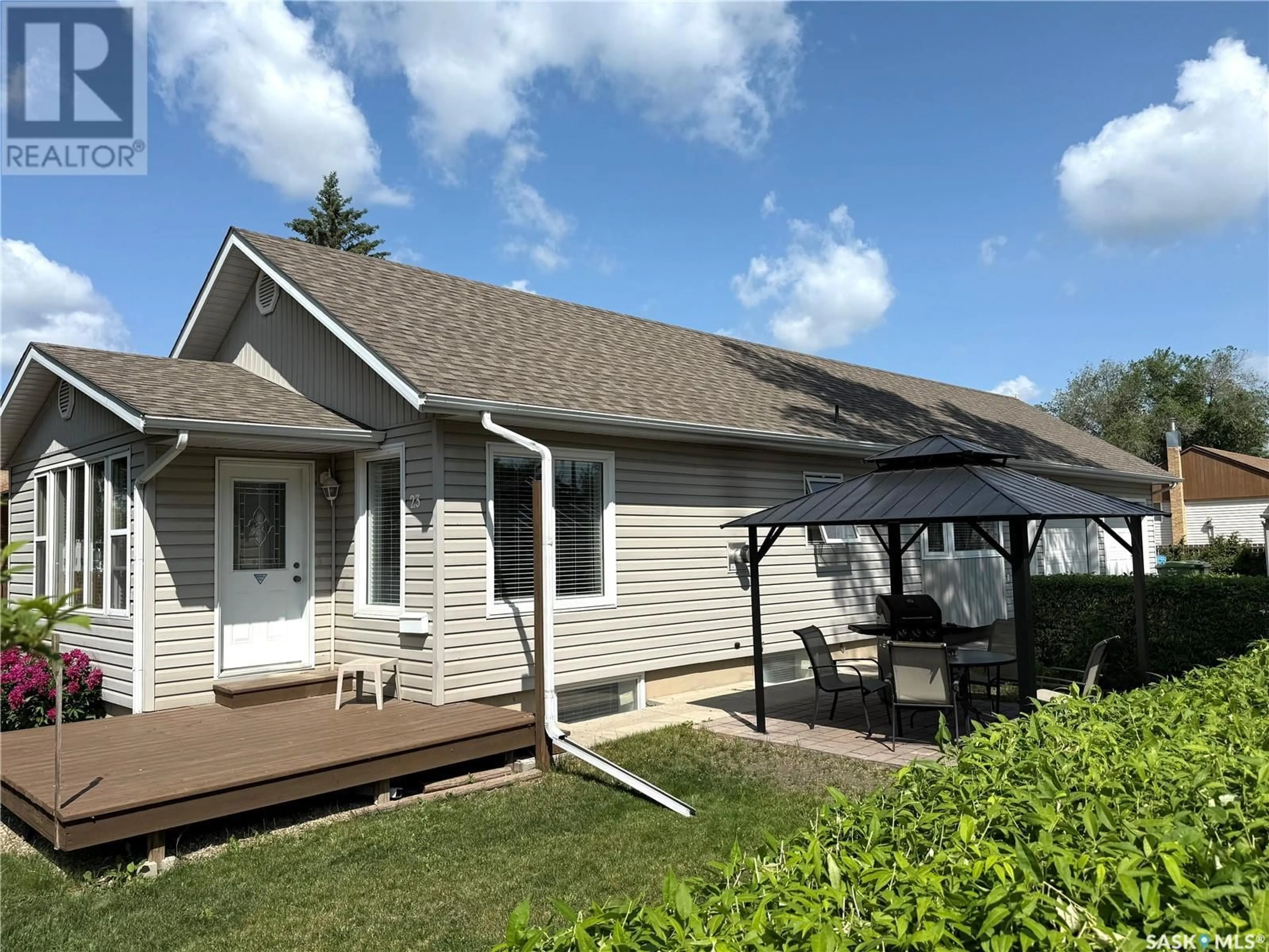 Home with vinyl exterior material, street for 23 HENDERSON STREET, Yorkton Saskatchewan S3N0A4