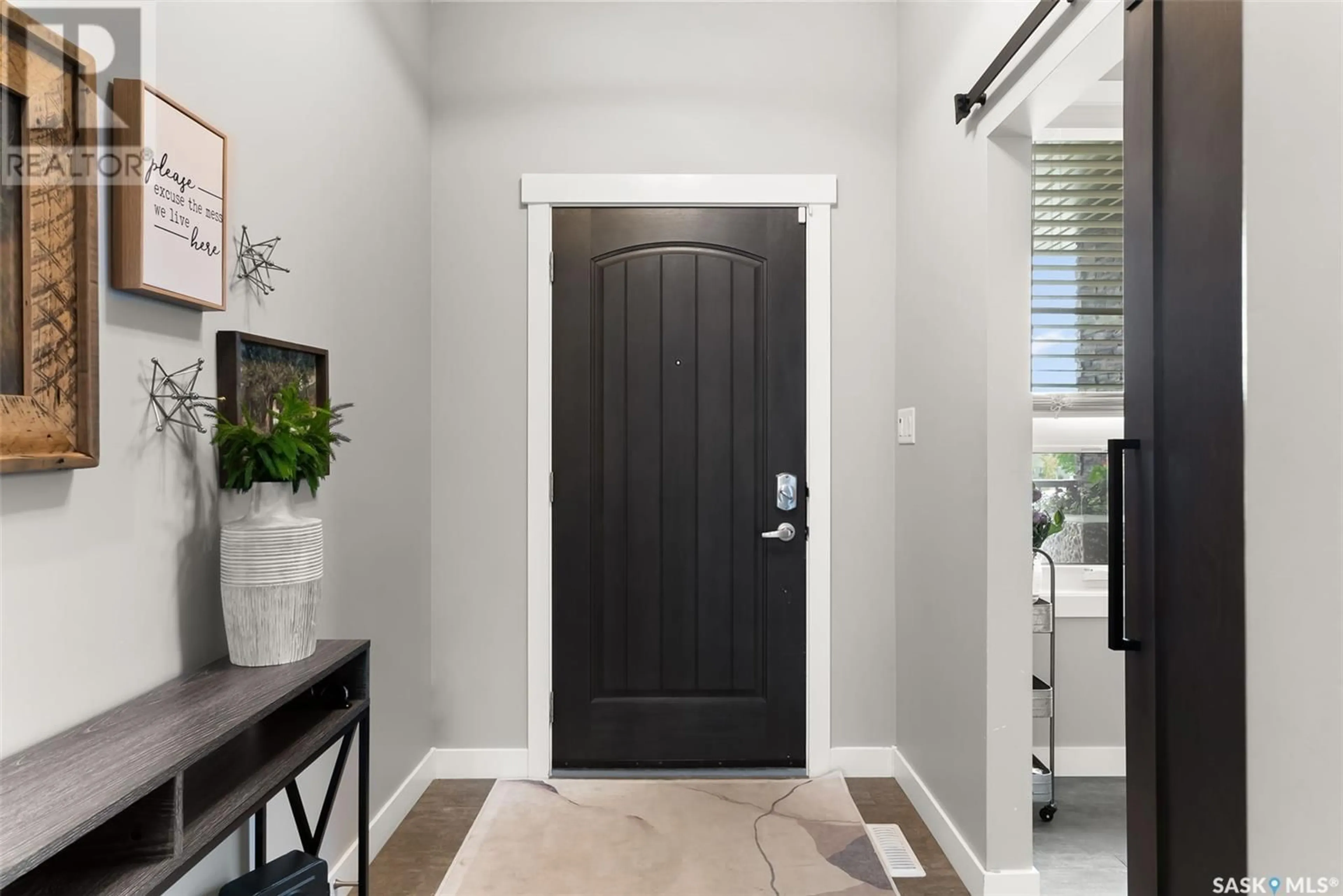 Indoor entryway for 4206 SAGE CRESCENT, Regina Saskatchewan S4V3L6