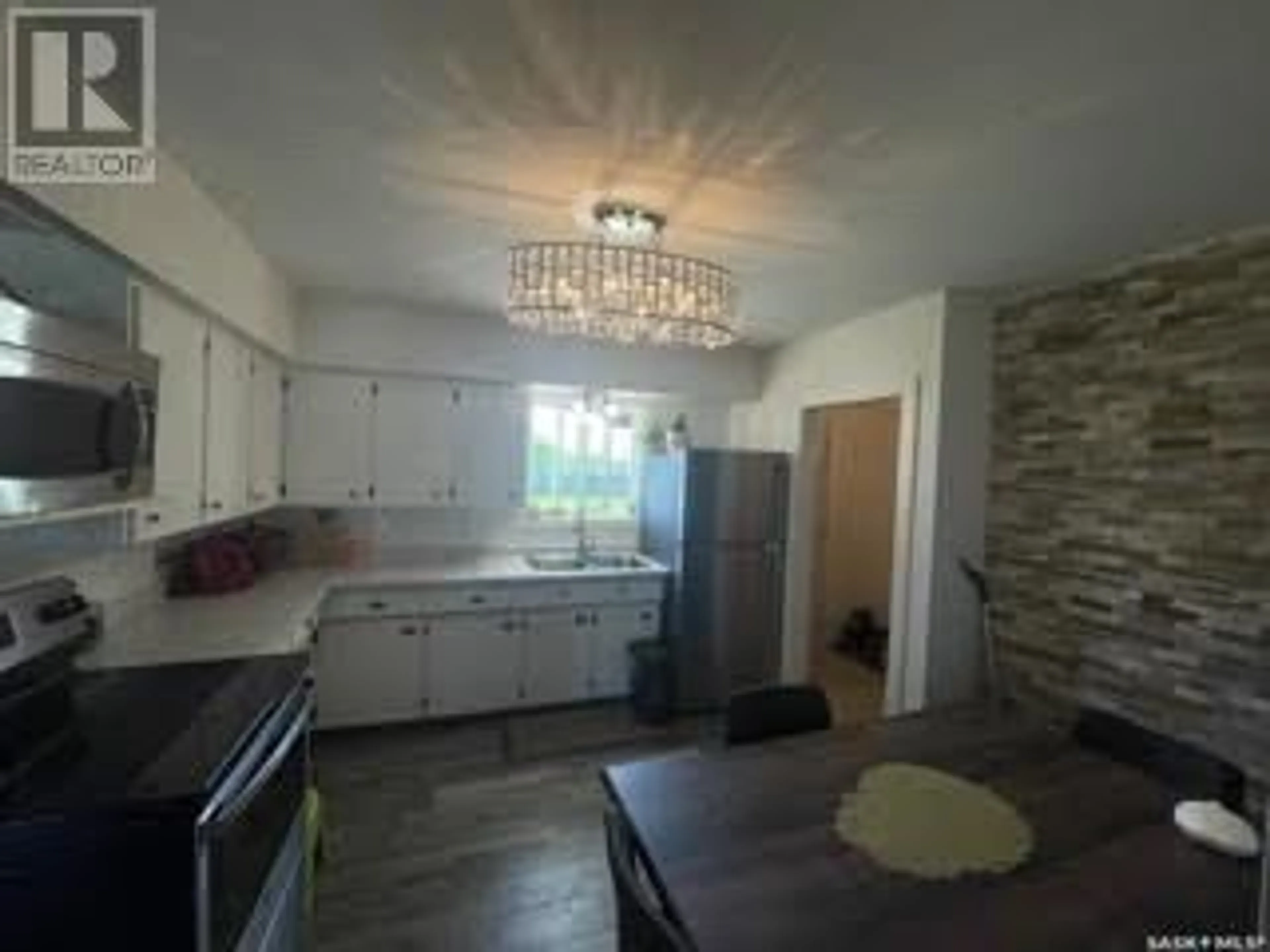 Open concept kitchen, unknown for 604 SERGENT AVENUE, Meadow Lake Saskatchewan S9X1H8