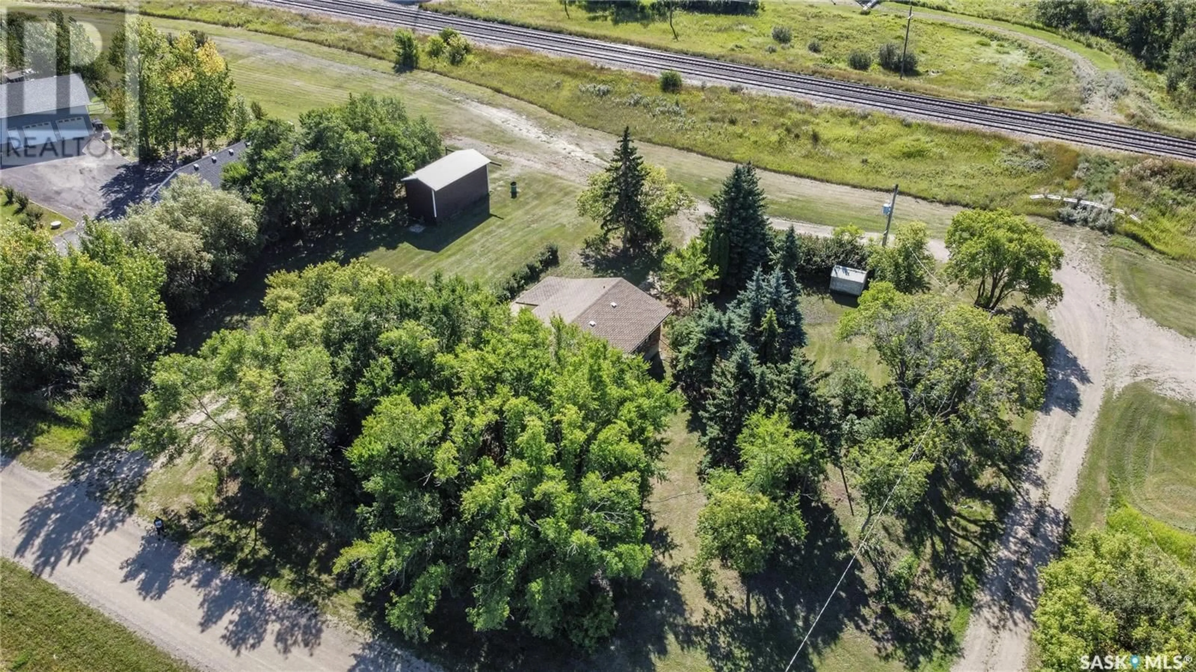 A pic from outside/outdoor area/front of a property/back of a property/a pic from drone, unknown for 100 EBENAL WAY, Mclean Saskatchewan S0G3E0