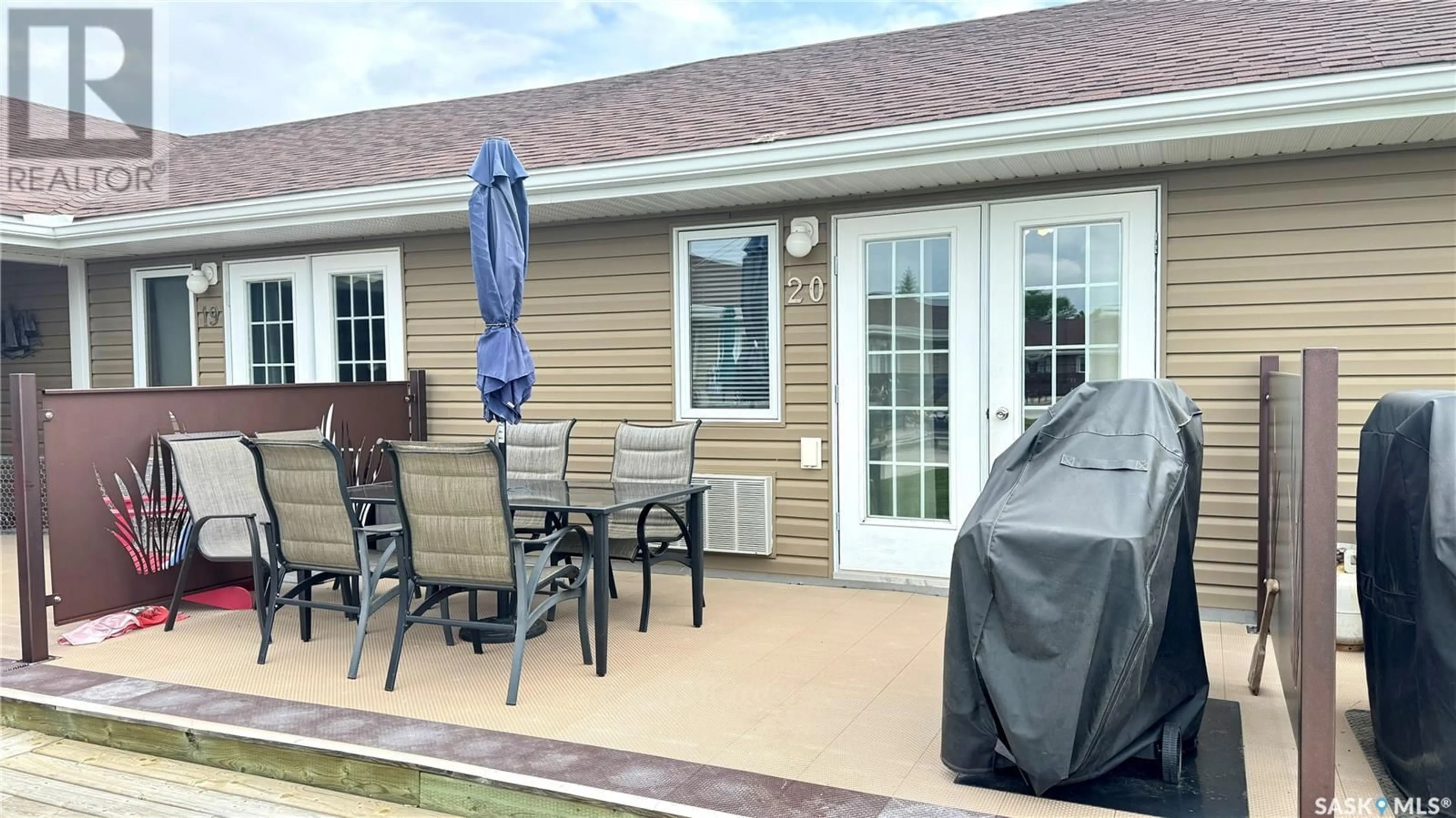 Patio, water/lake/river/ocean view for 20 1250 AARO AVENUE, Elbow Saskatchewan S0H1J0