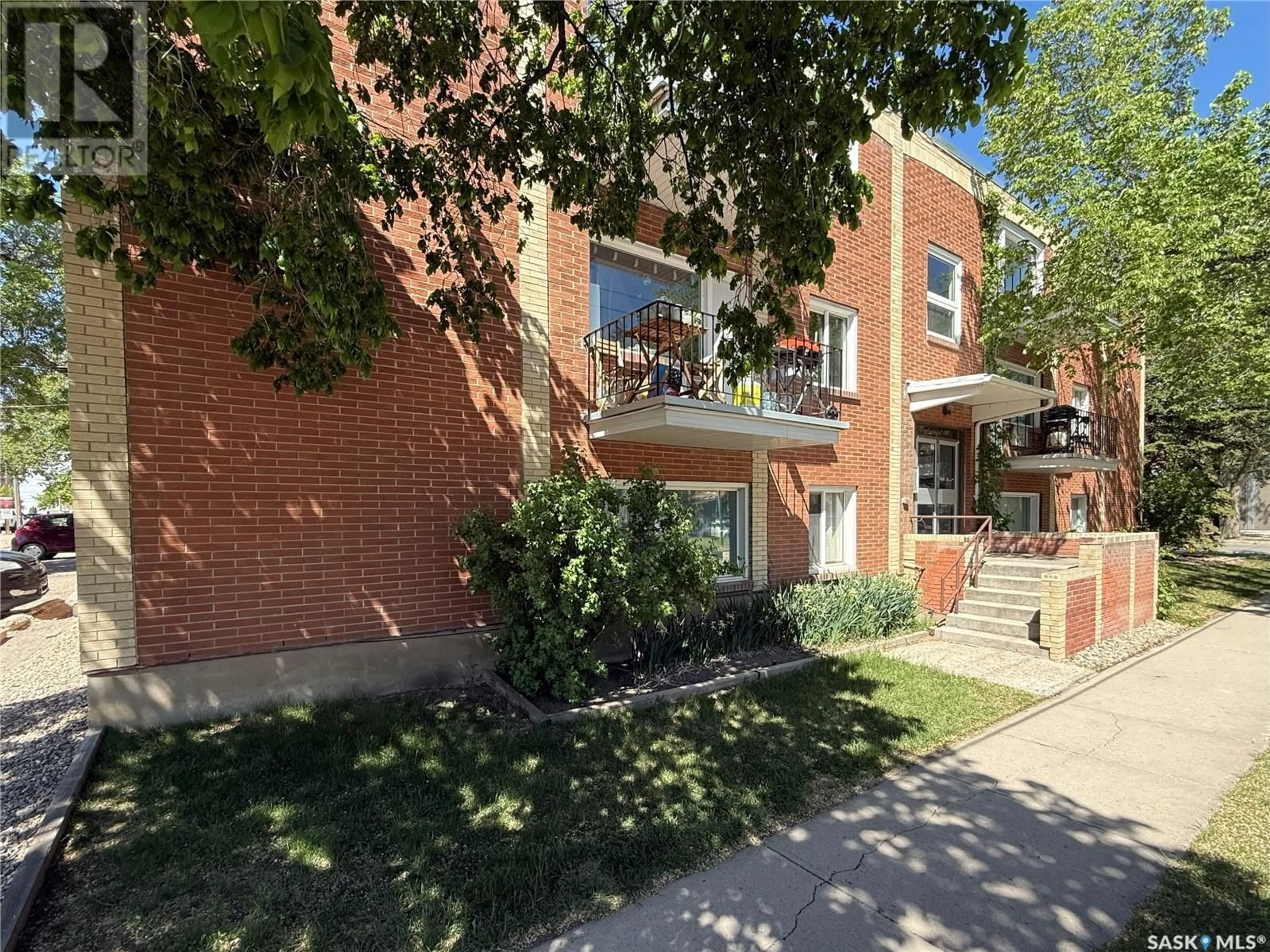 Unknown for 2320 13TH AVENUE, Regina Saskatchewan S4P0V7