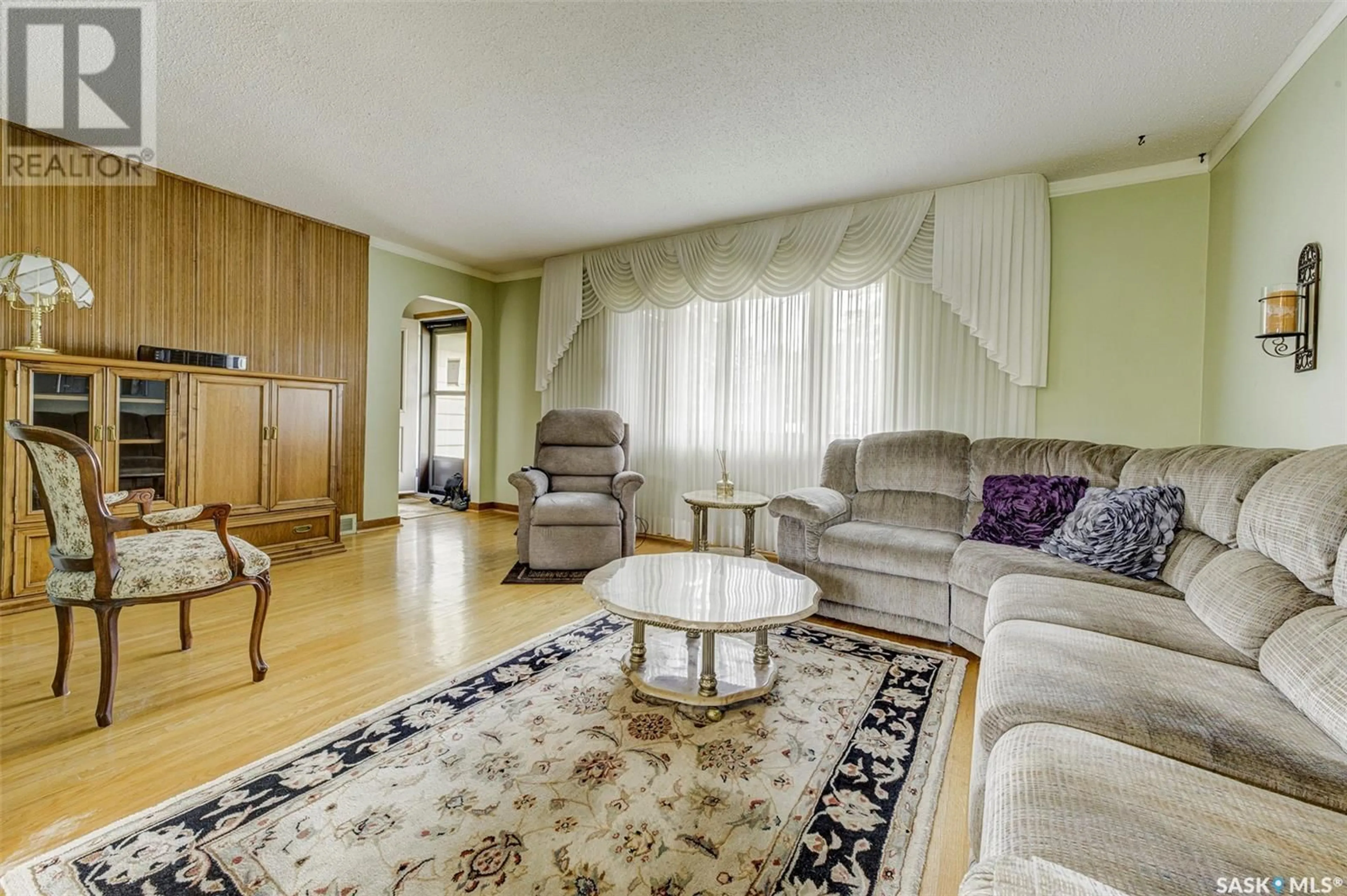 Living room with furniture, unknown for 628 2ND STREET, Saskatoon Saskatchewan S7H1P4