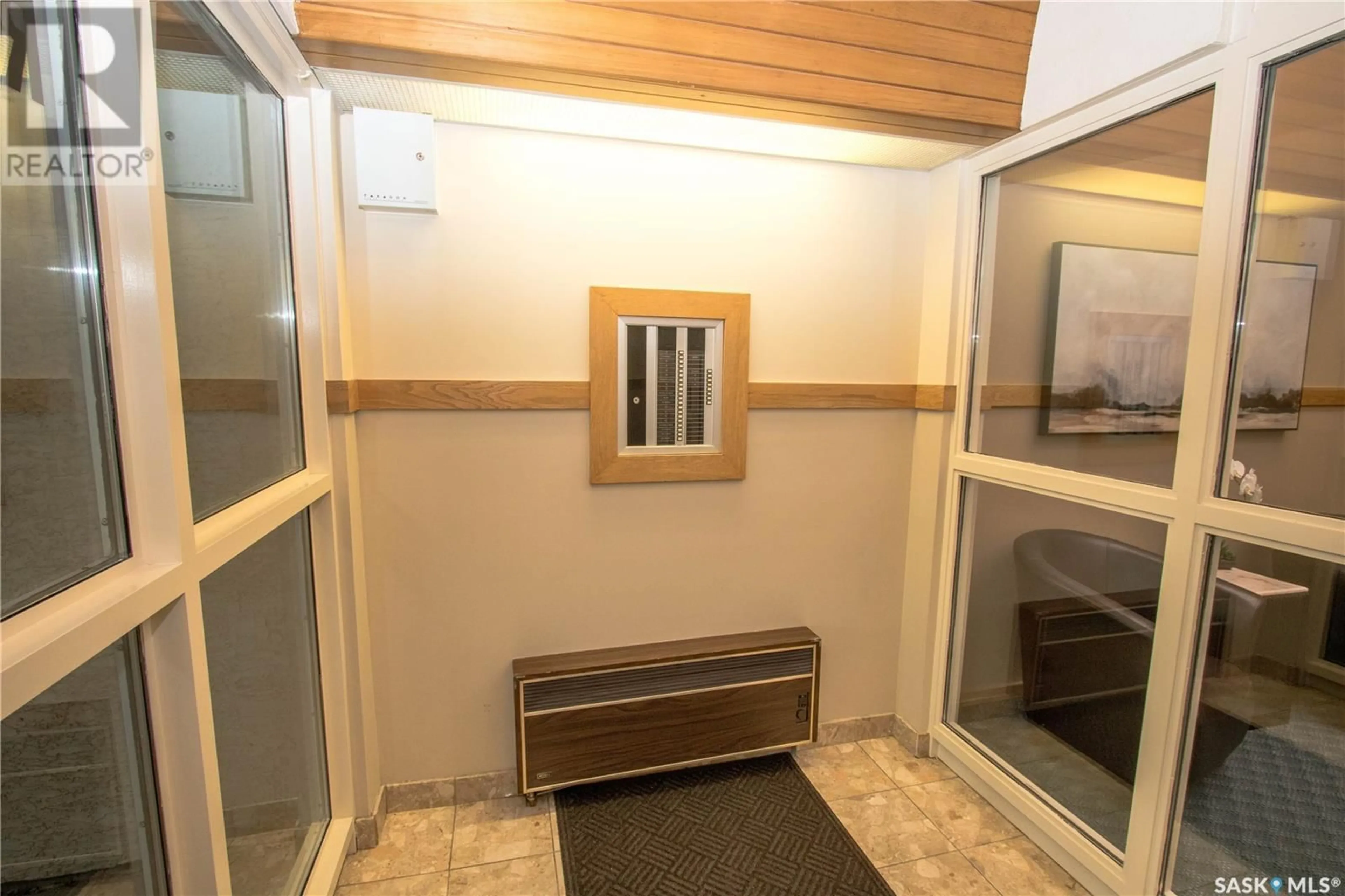 Indoor foyer for #104 - 2160 CORNWALL STREET, Regina Saskatchewan S4P2K9