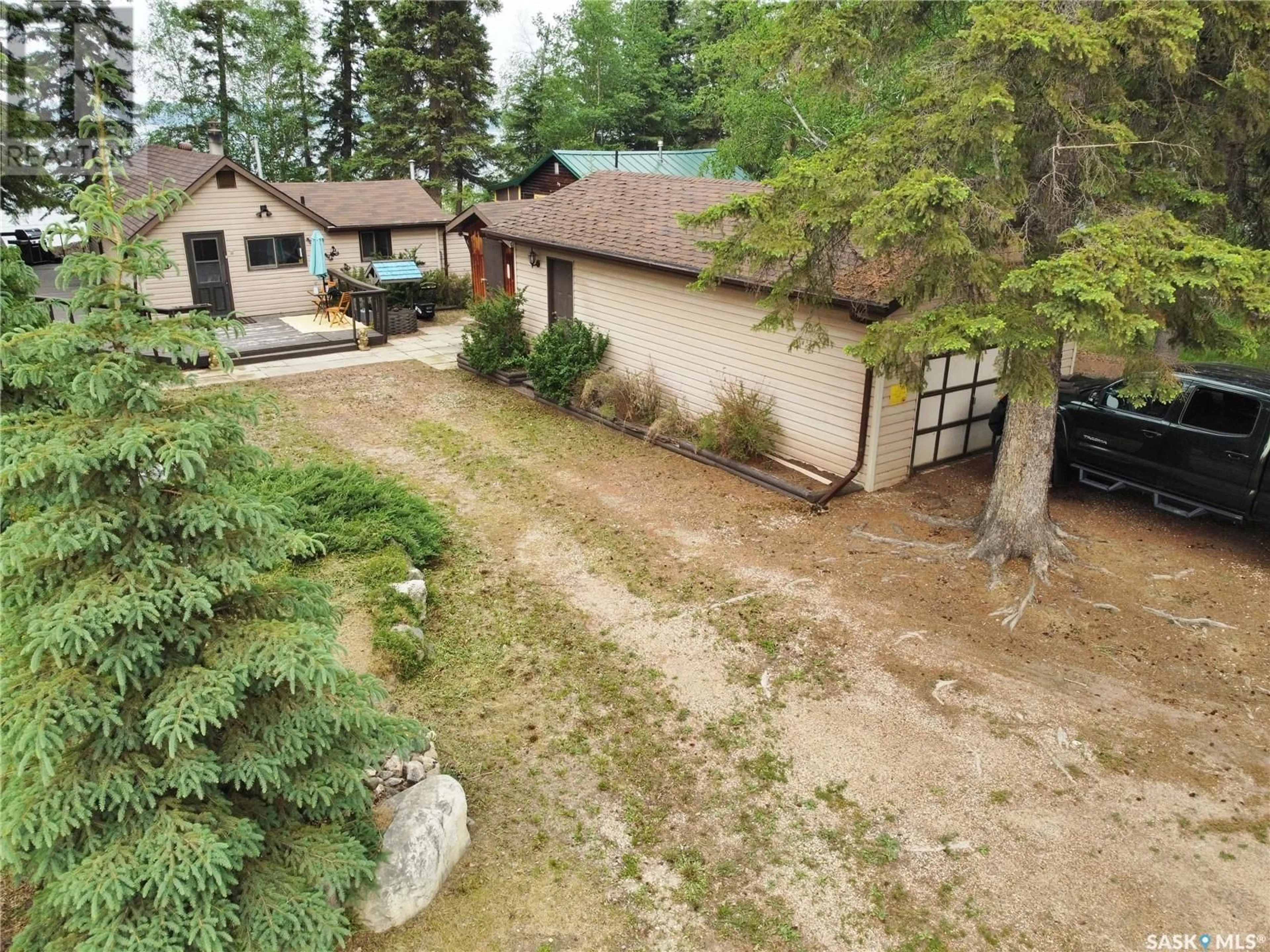 A pic from outside/outdoor area/front of a property/back of a property/a pic from drone, unknown for 228 LAKESHORE DRIVE, Lakeland Rm No. 521 Saskatchewan S0J0N0