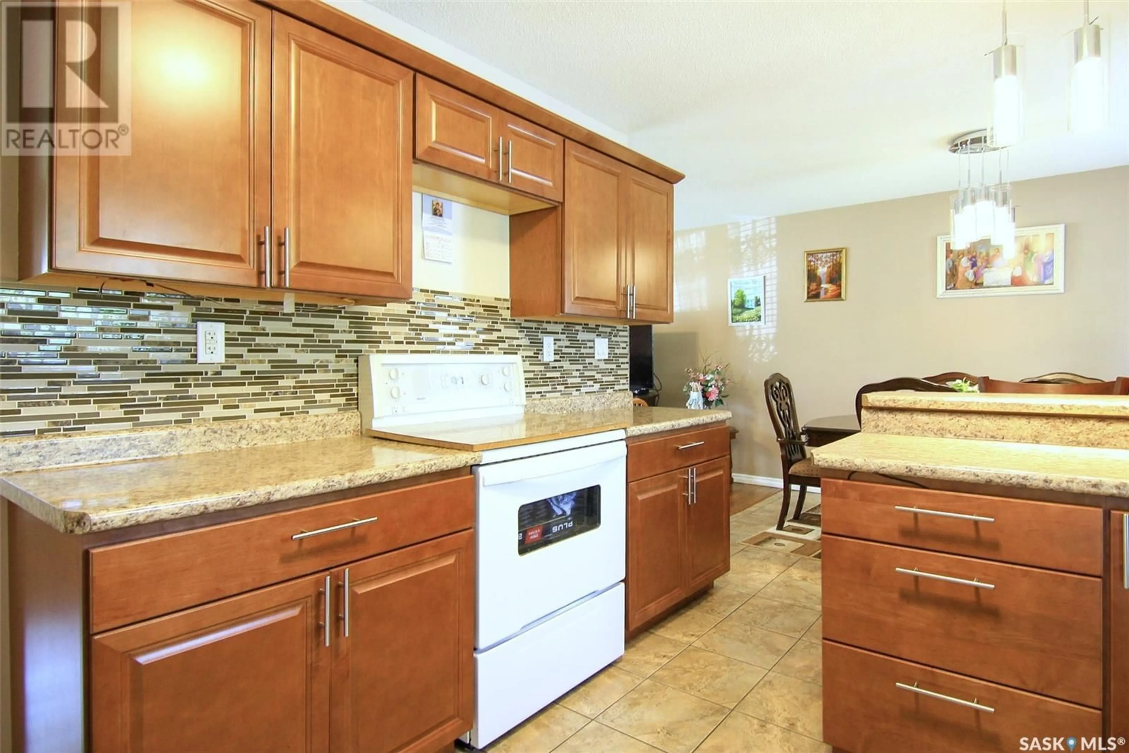 Standard kitchen, ceramic/tile floor for 89 WALLACE AVENUE, Yorkton Saskatchewan S3N2E6