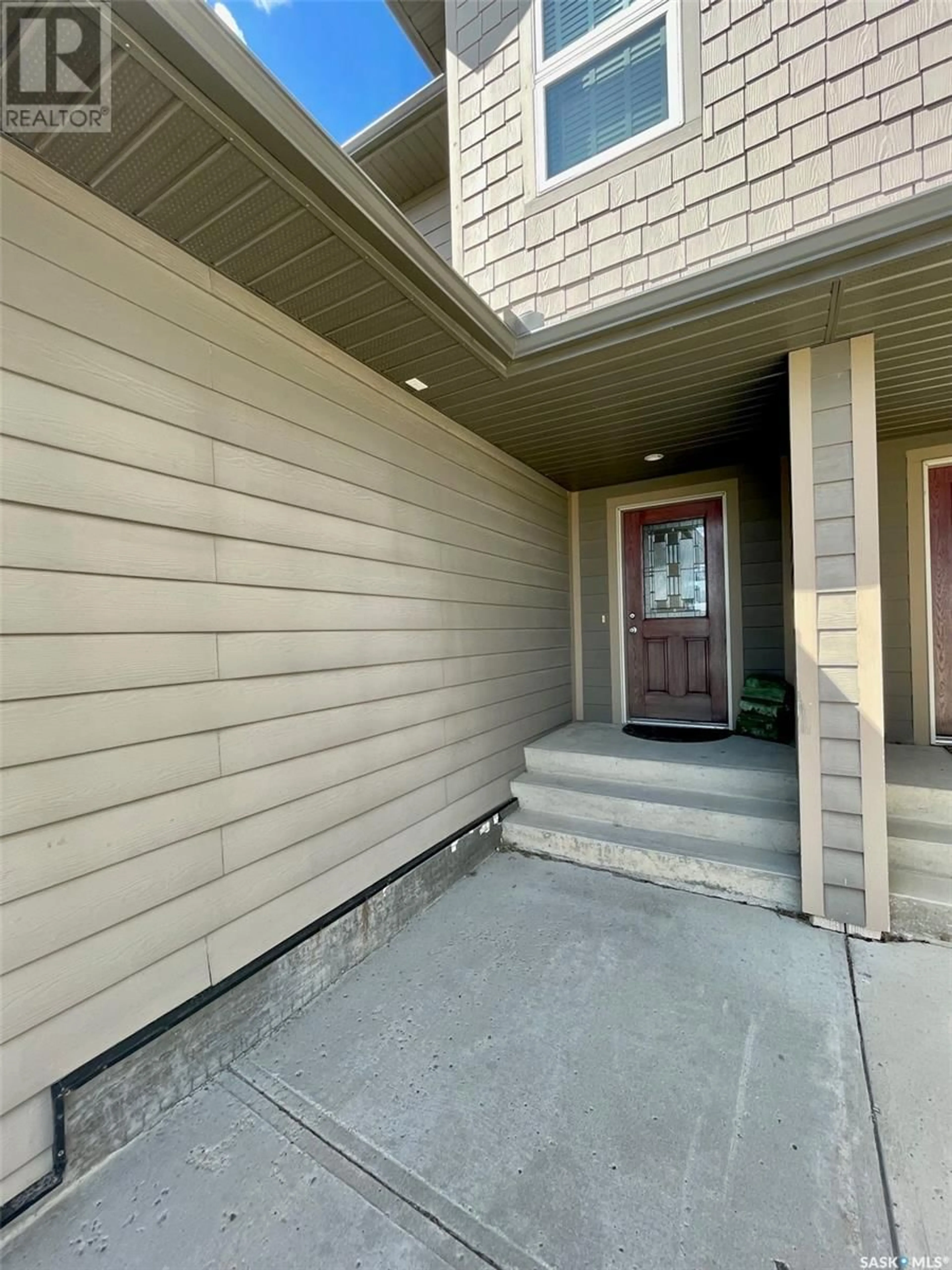 Indoor entryway for C - 328 MORRISON DRIVE, Yorkton Saskatchewan S3N4G2