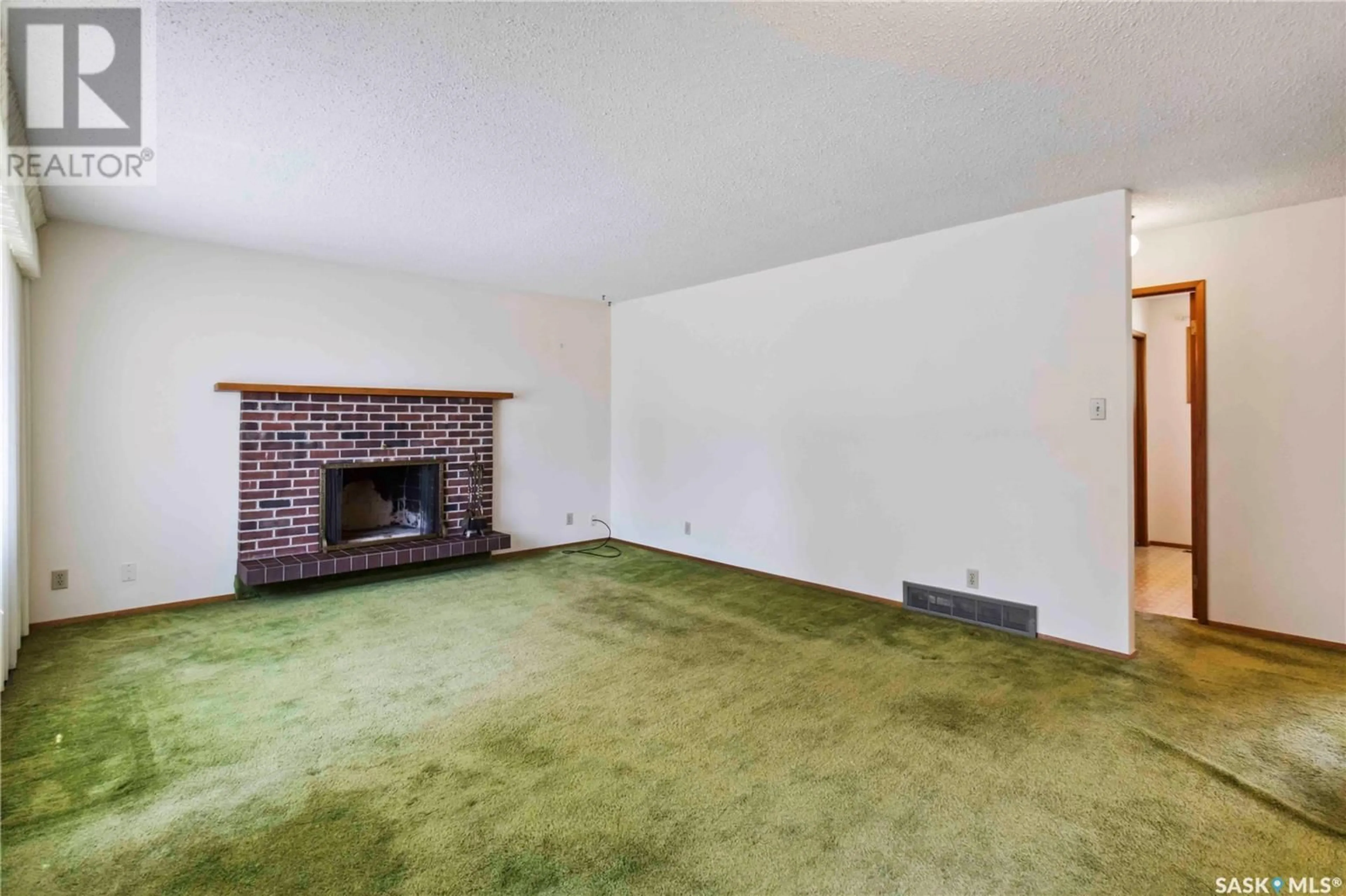 A pic of a room for 207 1ST AVENUE, Vanscoy Saskatchewan S0L3J0