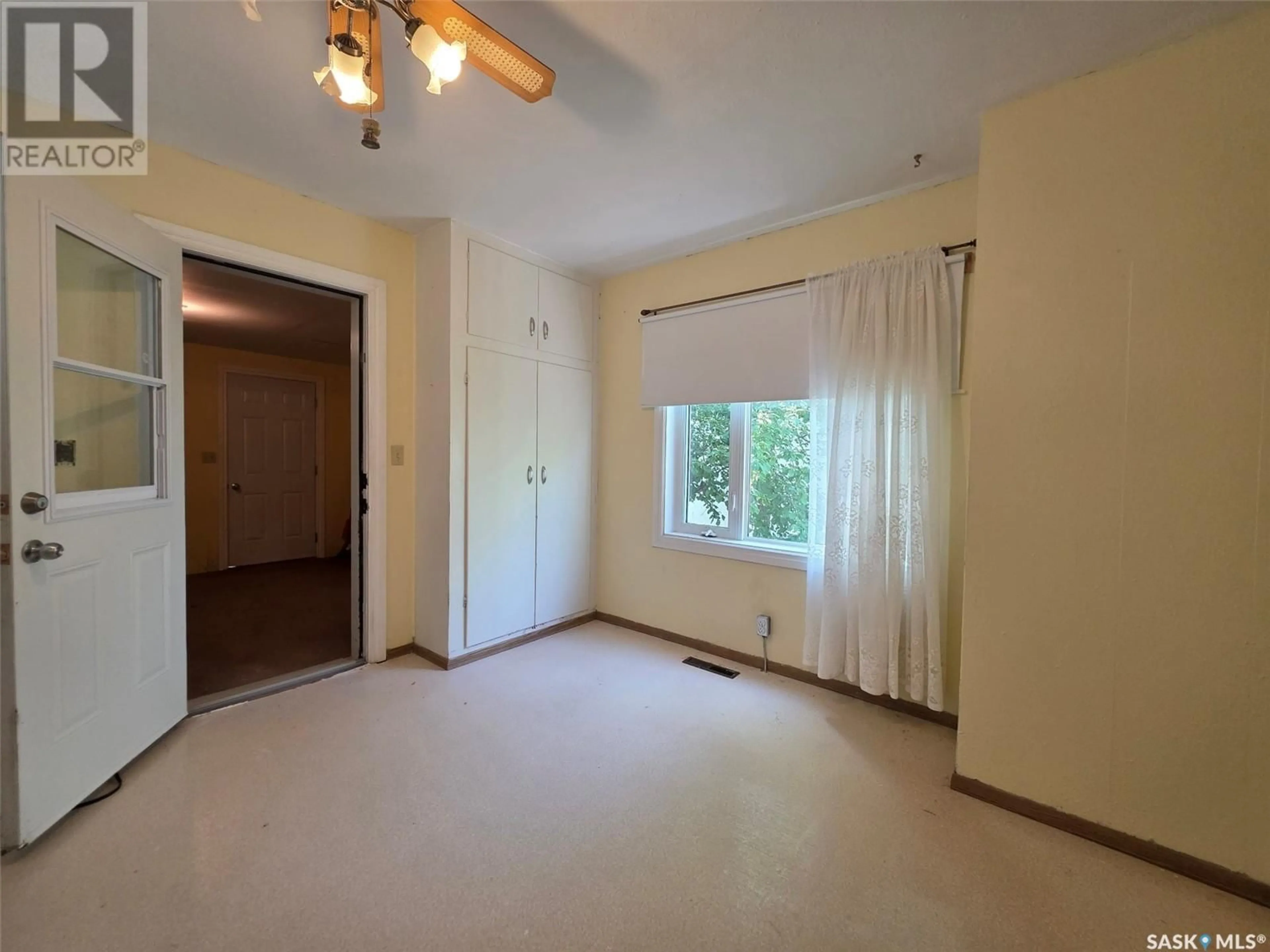 A pic of a room for 137 3RD STREET, Ponteix Saskatchewan S0N1Z0