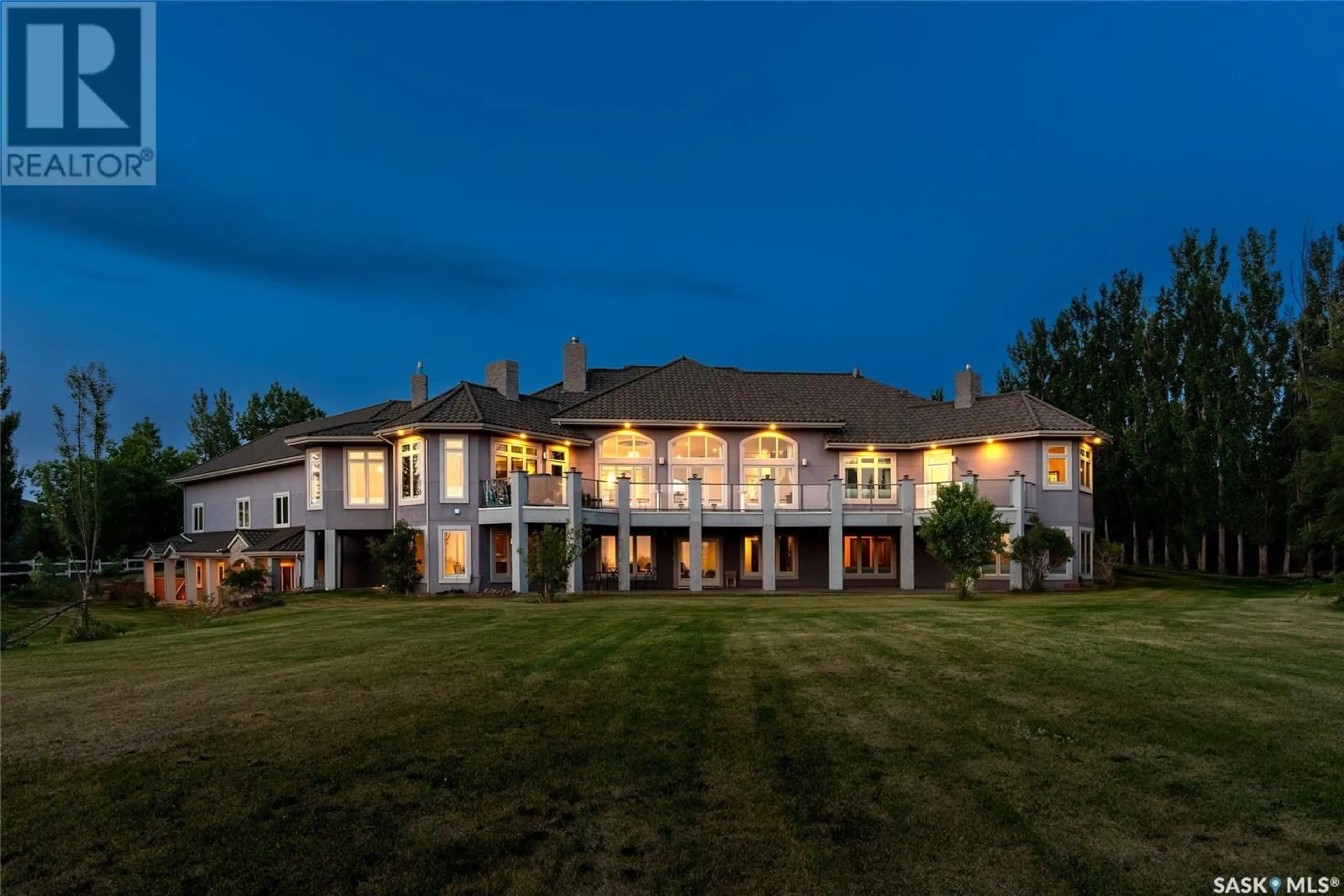 A pic from outside/outdoor area/front of a property/back of a property/a pic from drone, building for 72 RIVERS EDGE LANE, Corman Park Rm No. 344 Saskatchewan S7K3J9