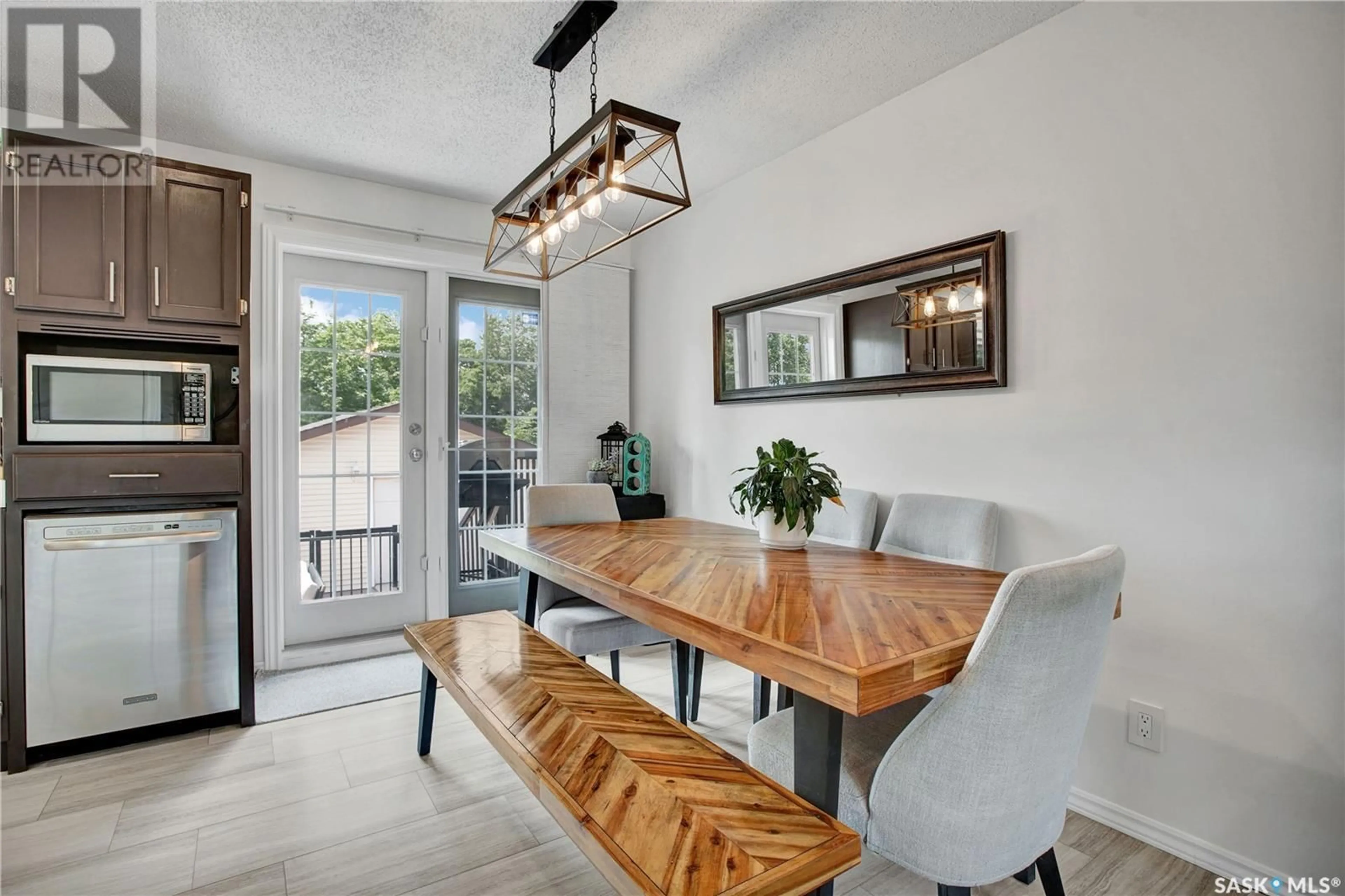 Dining room, unknown for 114 DELAYEN CRESCENT, Saskatoon Saskatchewan S7N2V6