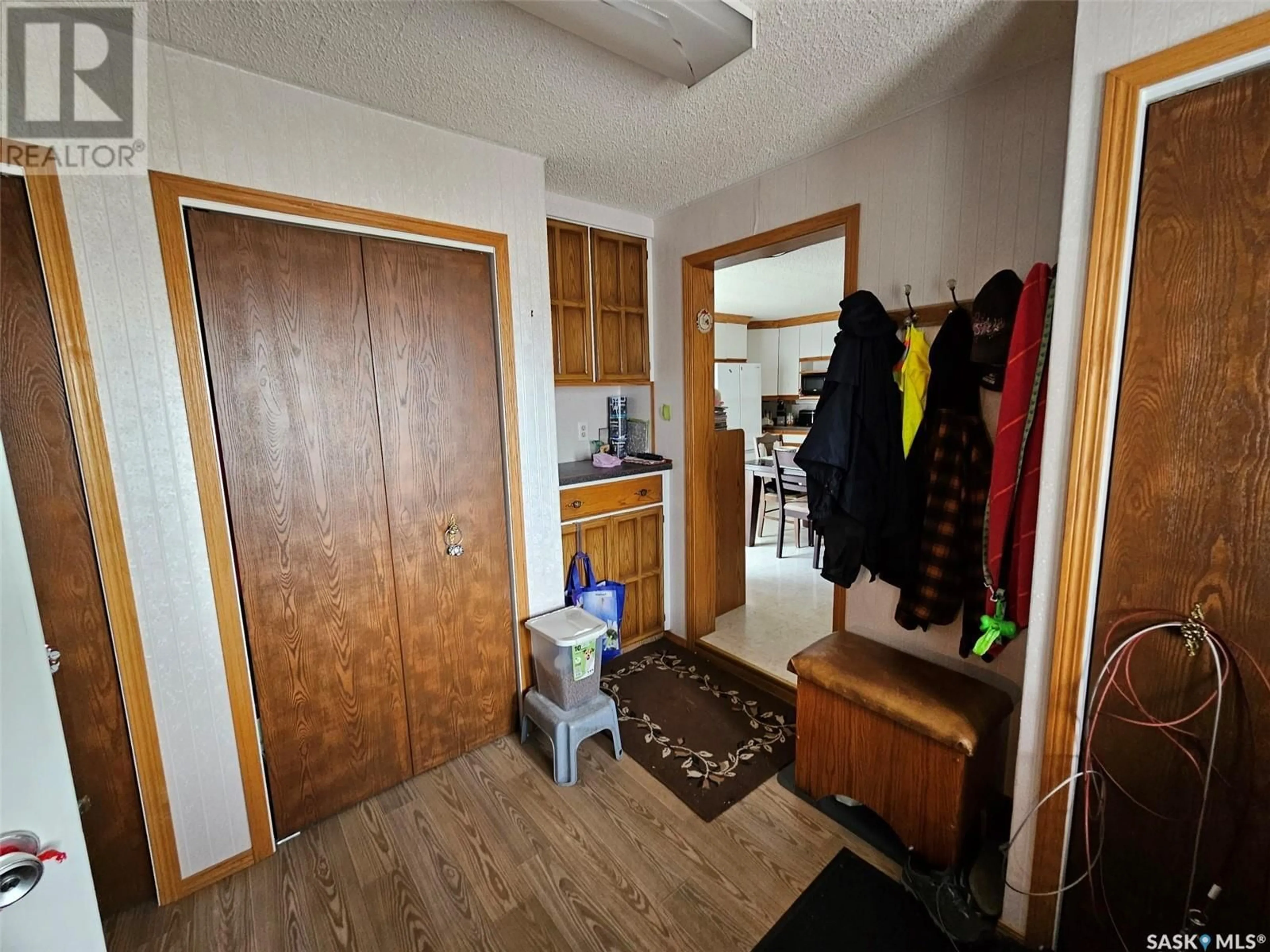 A pic of a room for 323 6TH STREET, Carlyle Saskatchewan S0C0R0