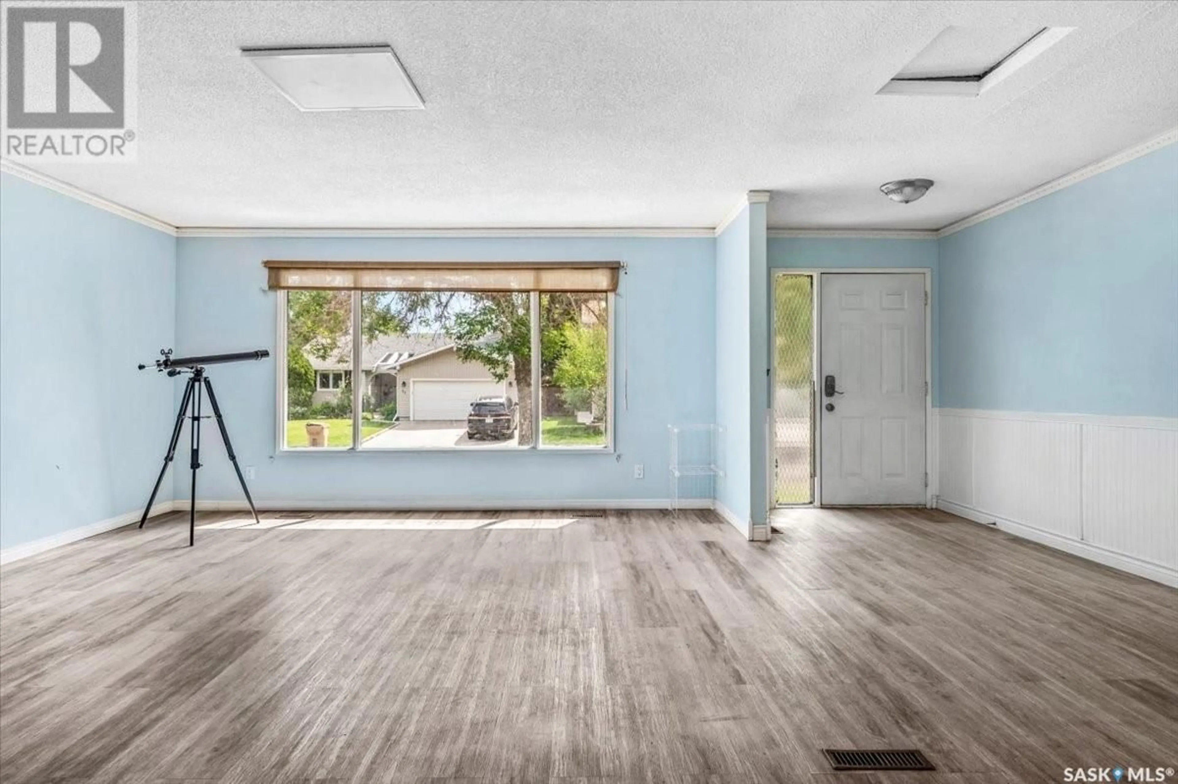A pic of a room for 14 MARQUIS CRESCENT, Regina Saskatchewan S4S6J9