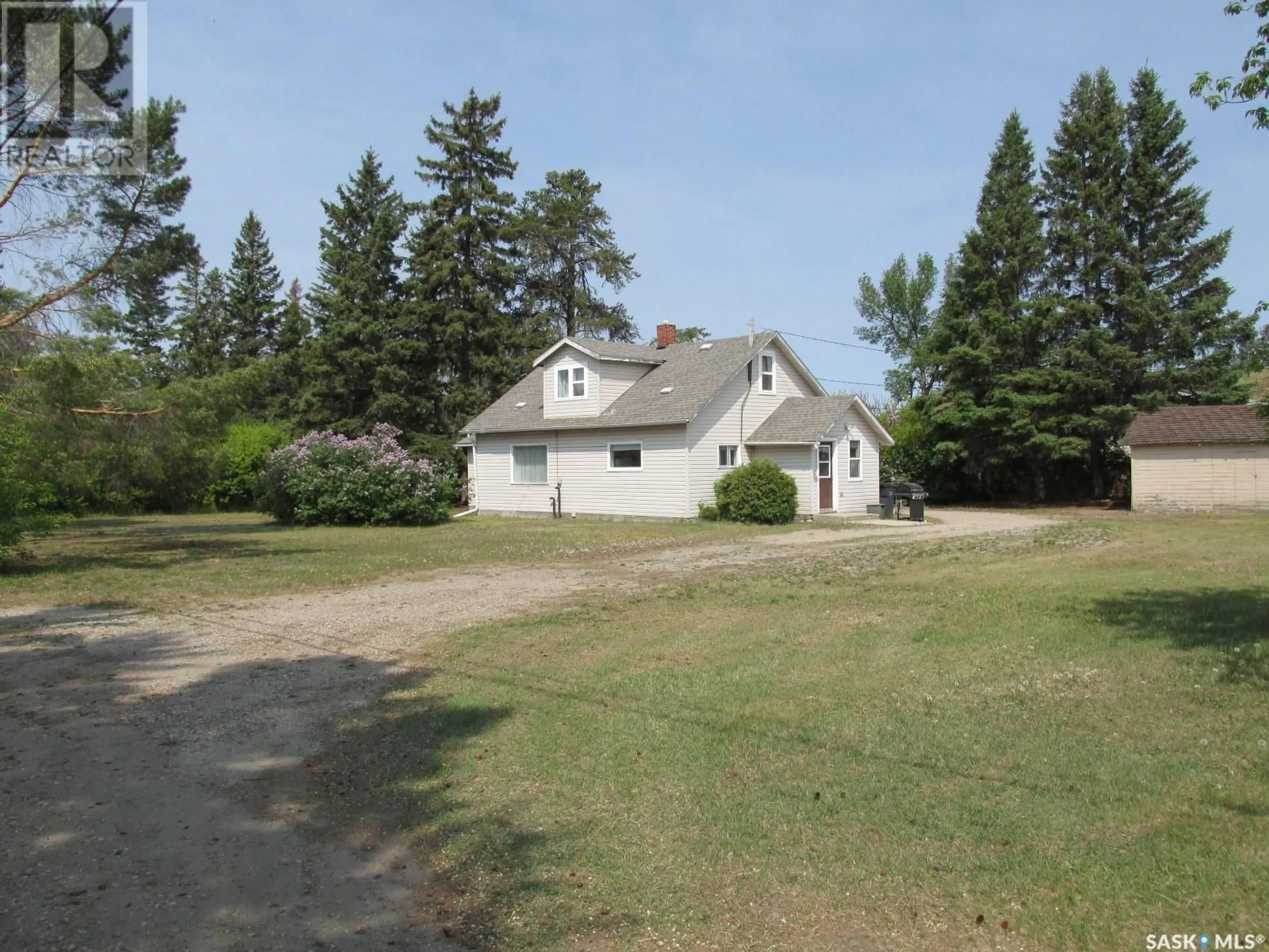 A pic from outside/outdoor area/front of a property/back of a property/a pic from drone, unknown for 115 LUCILLE CRESCENT, Nipawin Saskatchewan S0E1E0