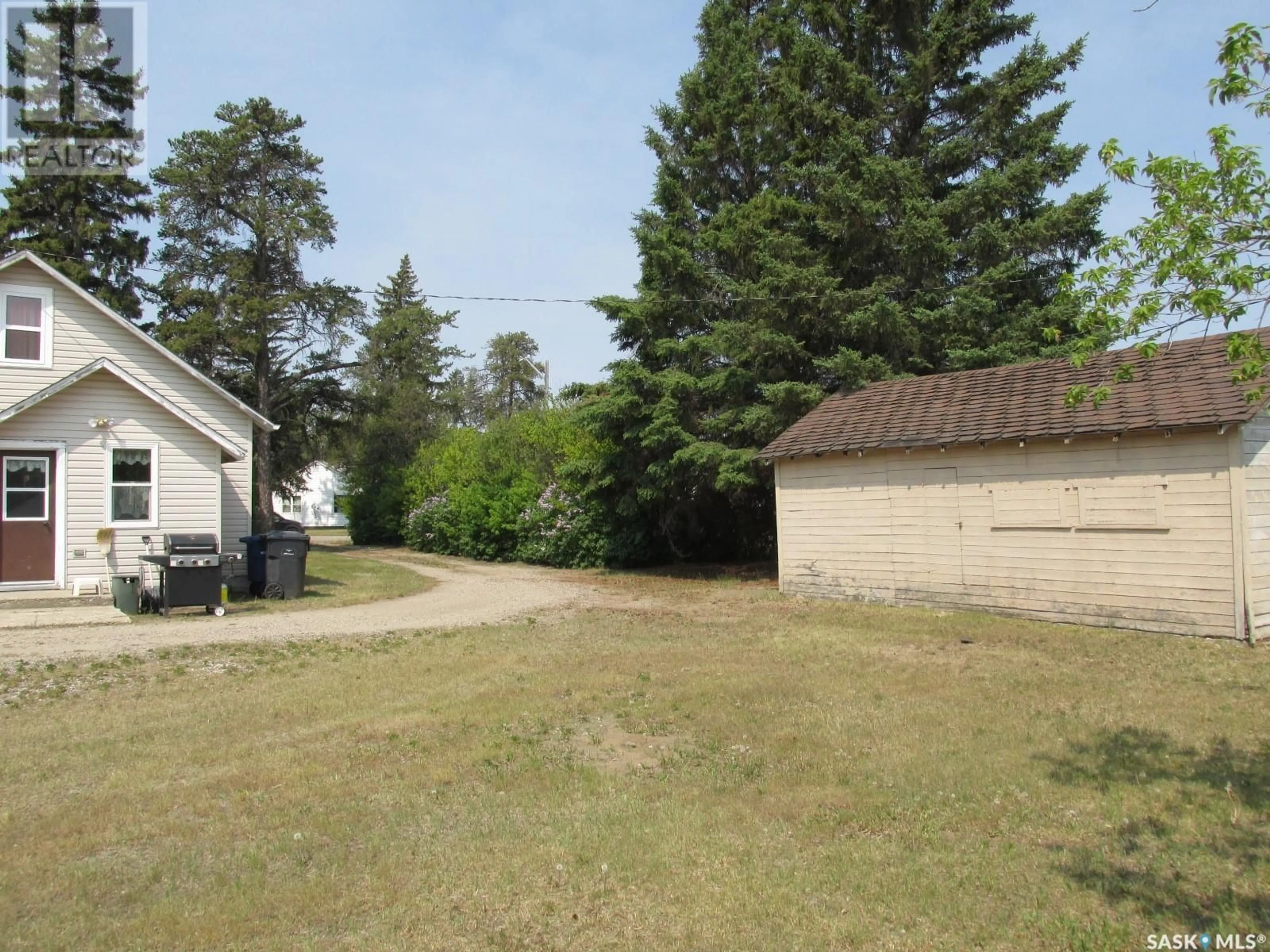 A pic from outside/outdoor area/front of a property/back of a property/a pic from drone, street for 115 LUCILLE CRESCENT, Nipawin Saskatchewan S0E1E0