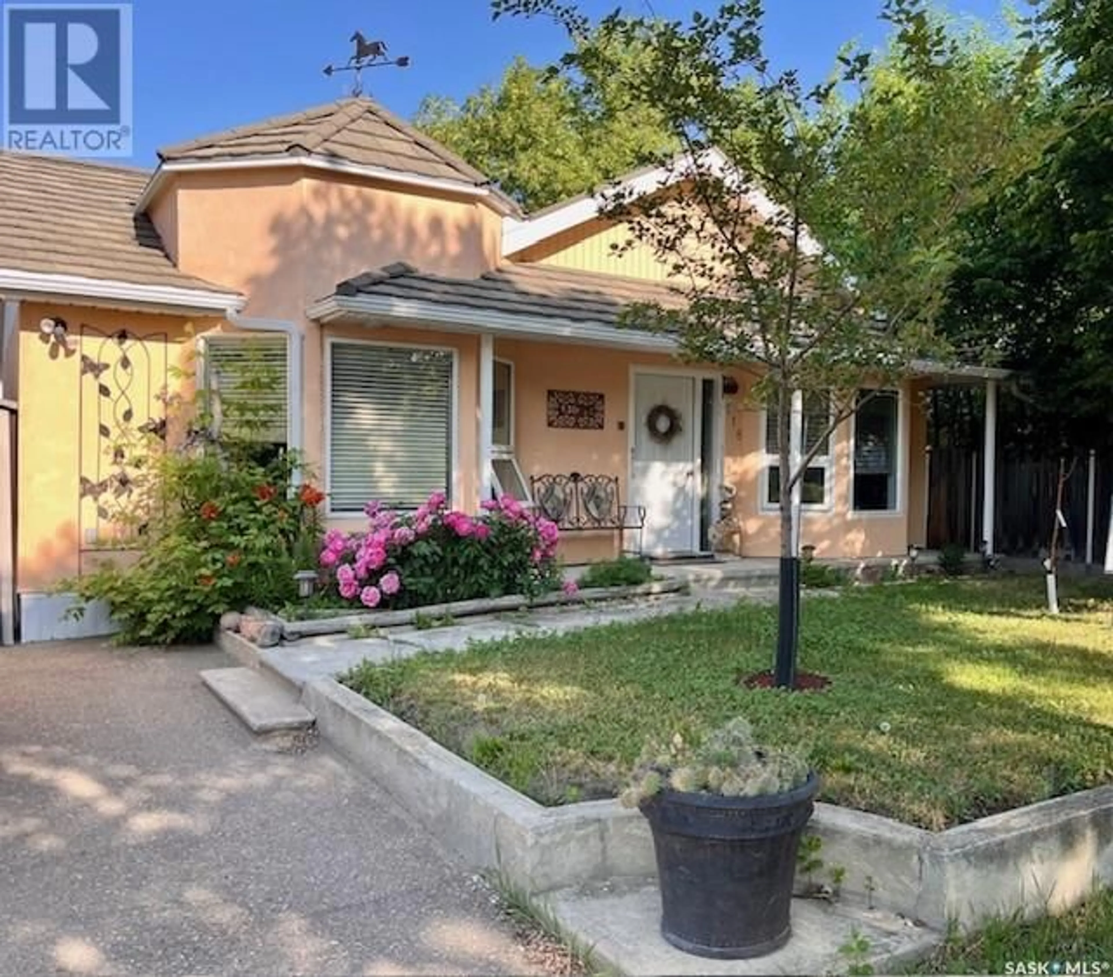 Unknown for 118 CEDAR AVENUE, Eastend Saskatchewan S0N0T0