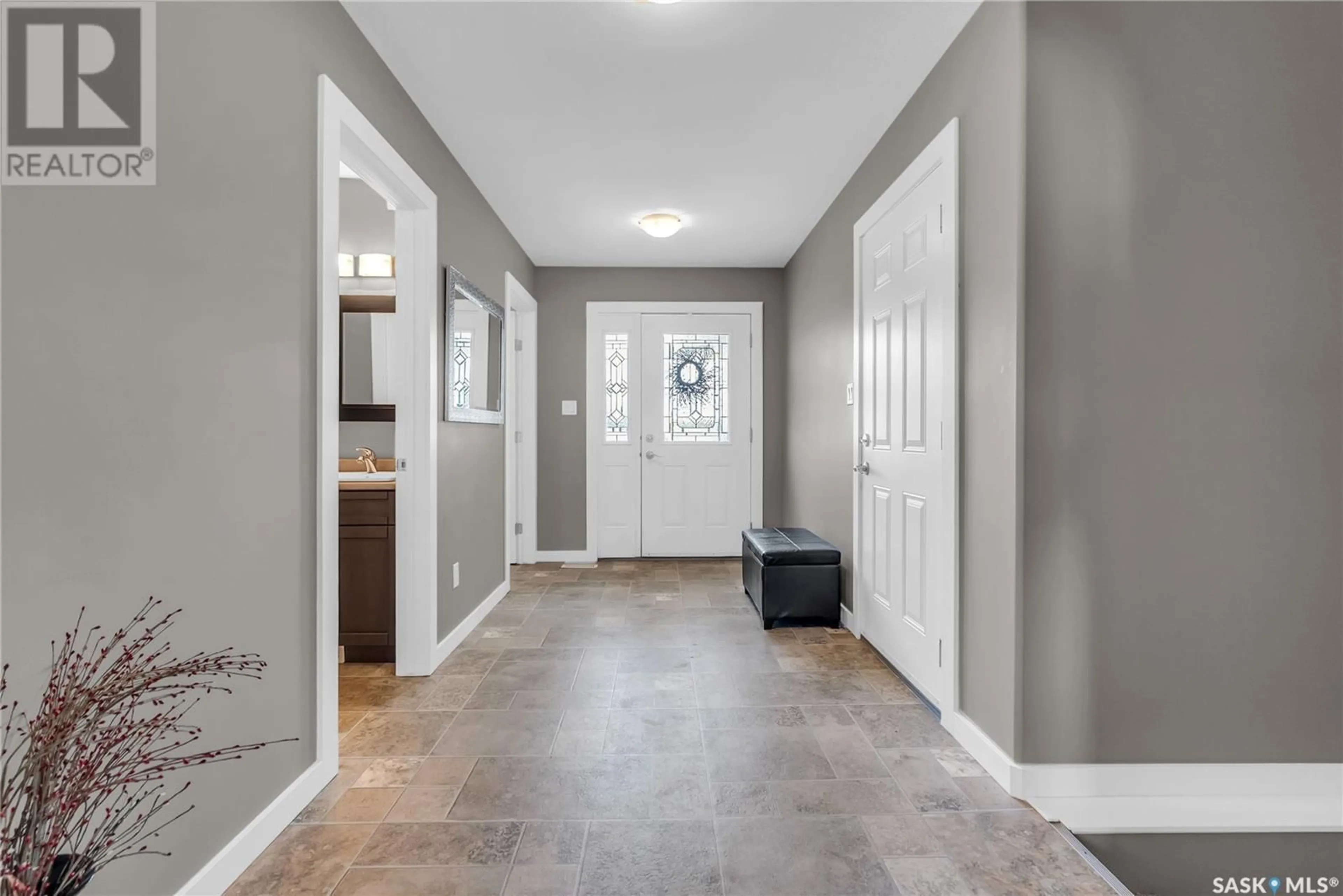 Indoor entryway for 321 2ND STREET, Waldheim Saskatchewan S0K4R0