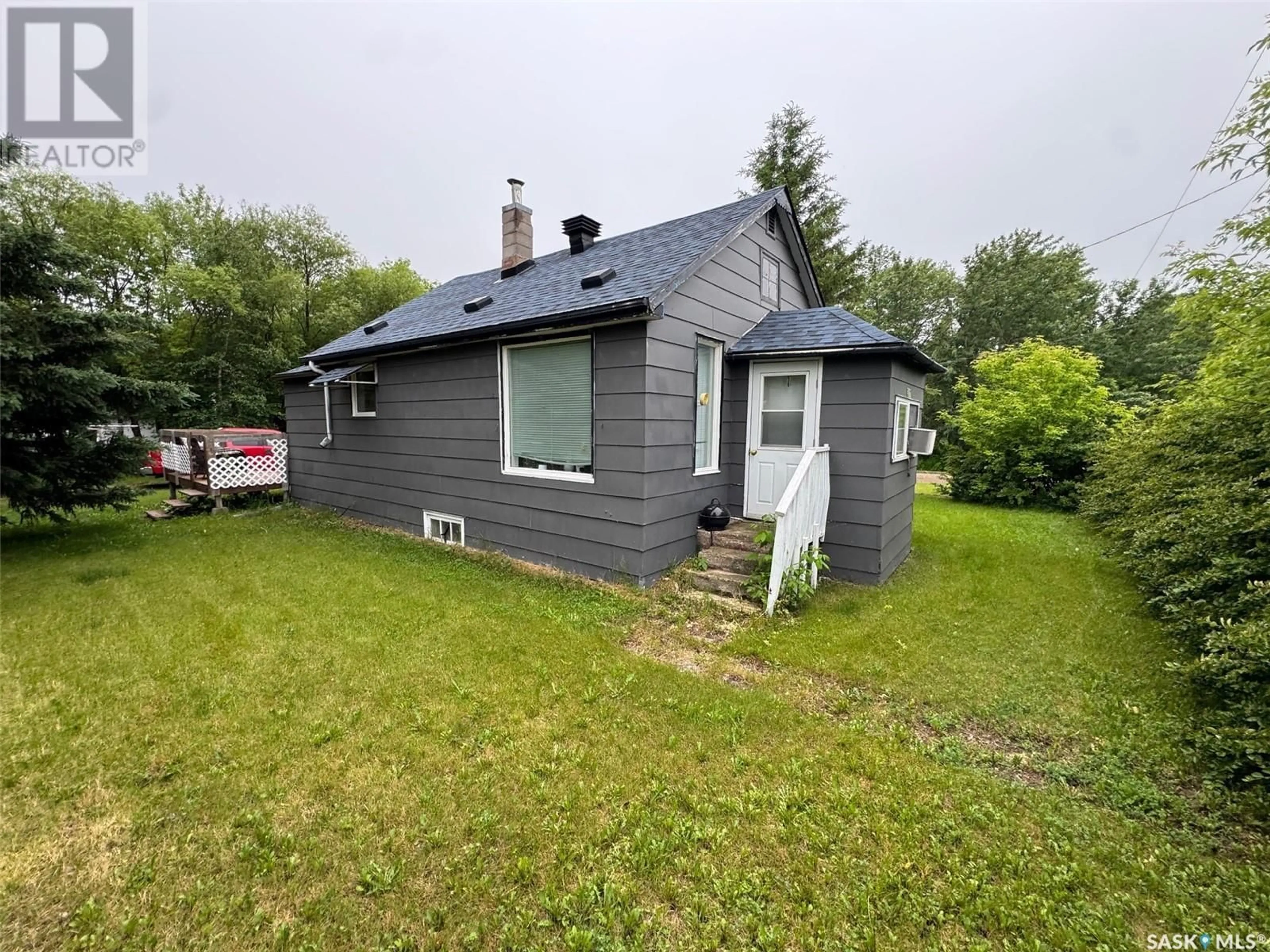 Unknown for 301 3RD AVENUE, Spalding Saskatchewan S0K4C0