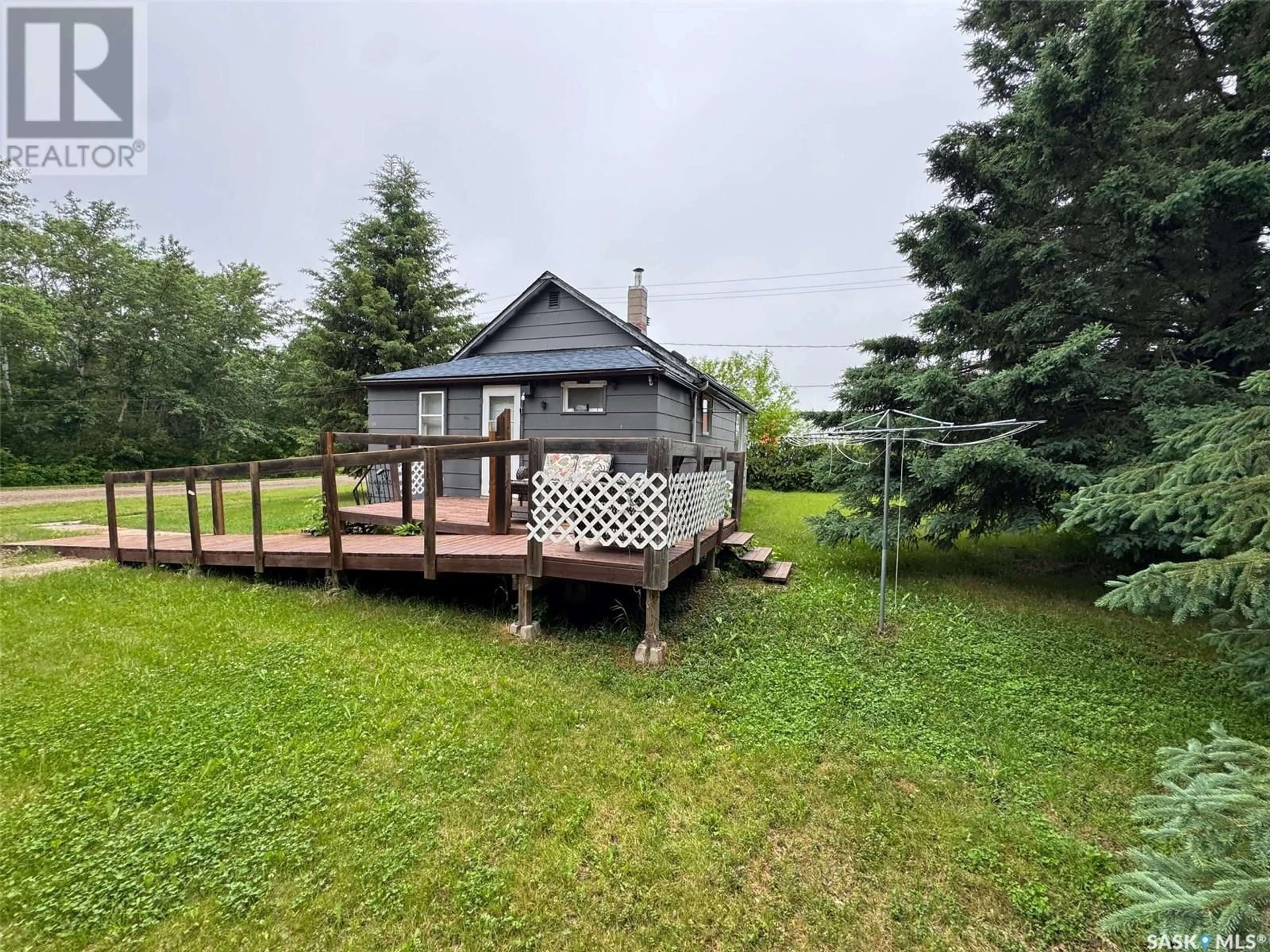 A pic from outside/outdoor area/front of a property/back of a property/a pic from drone, water/lake/river/ocean view for 301 3RD AVENUE, Spalding Saskatchewan S0K4C0