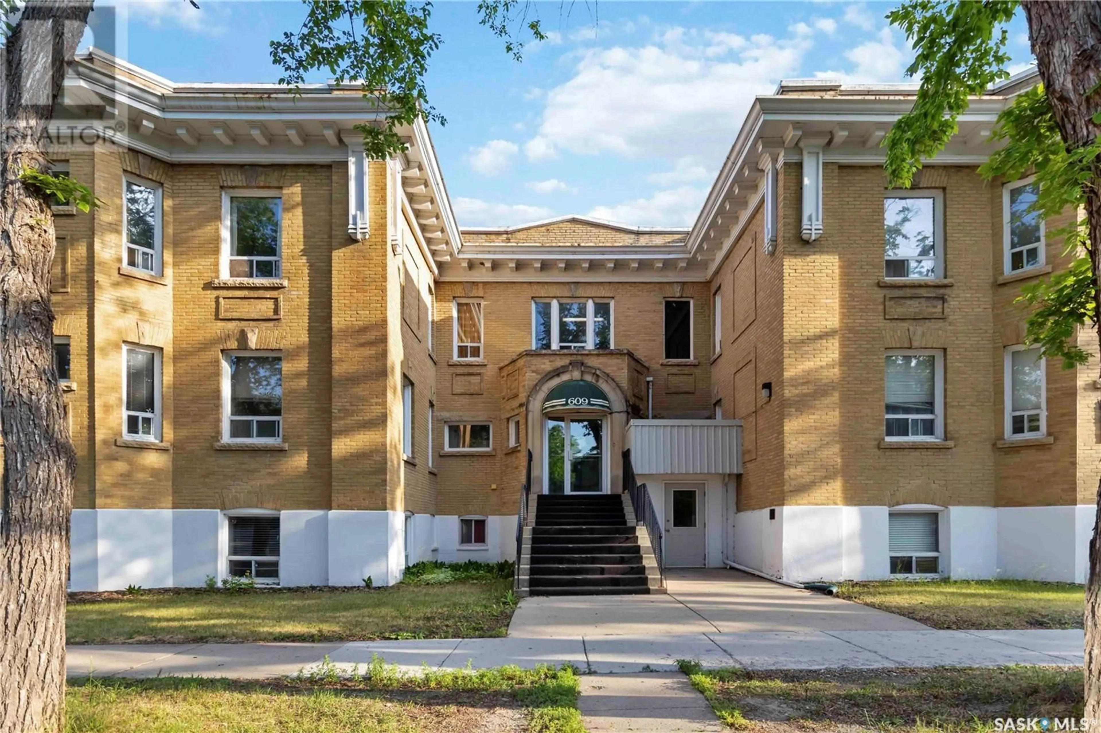 Unknown for 204 609 KING STREET, Saskatoon Saskatchewan S7K0N4