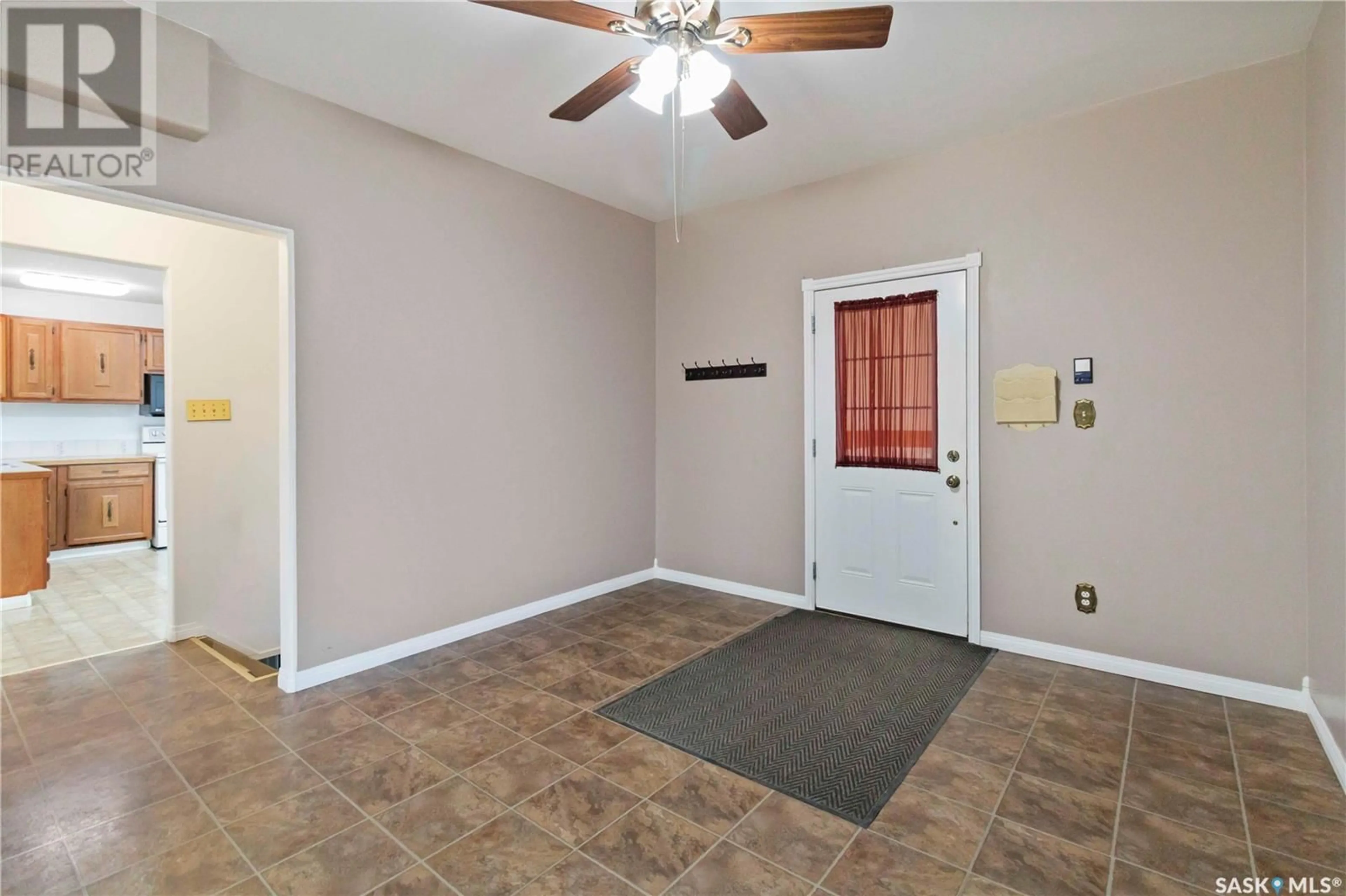 A pic of a room for 332 FIFTH STREET, Duck Lake Saskatchewan S0K0G8