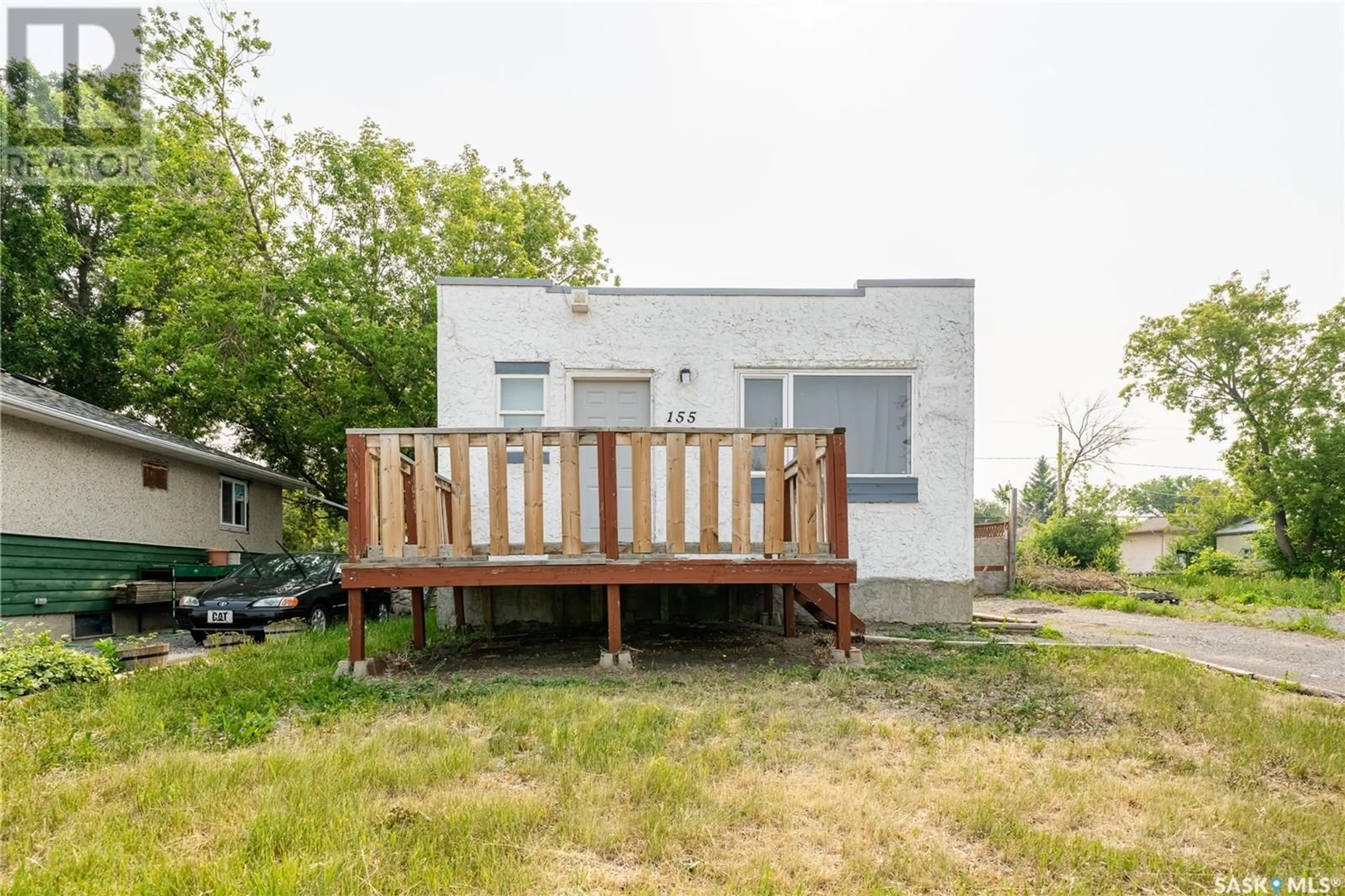 Patio, building for 155 BROAD STREET, Regina Saskatchewan S4R1W8