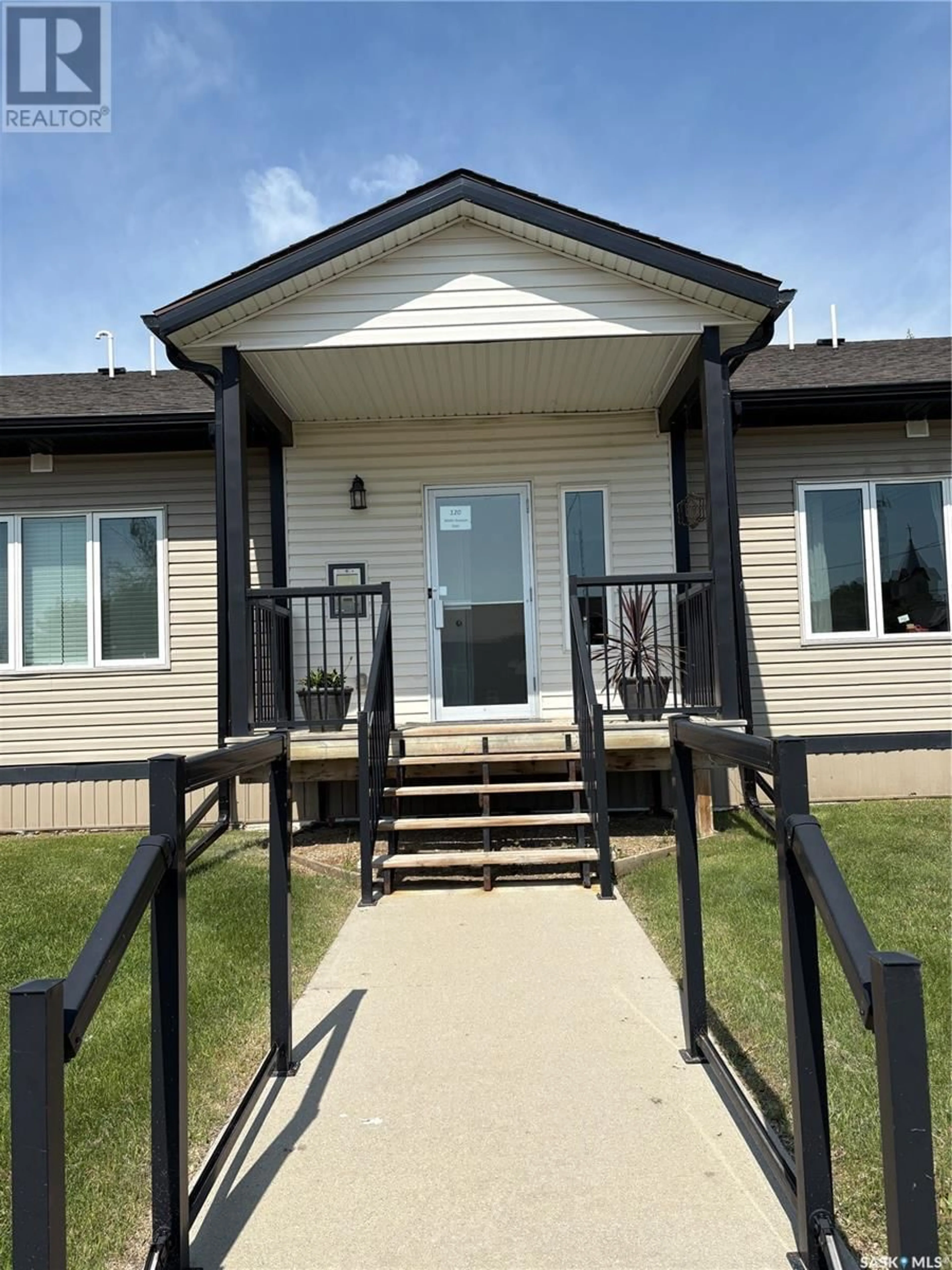 Unknown for 103 - 120 WELLS AVENUE, Langenburg Saskatchewan S0A2A0