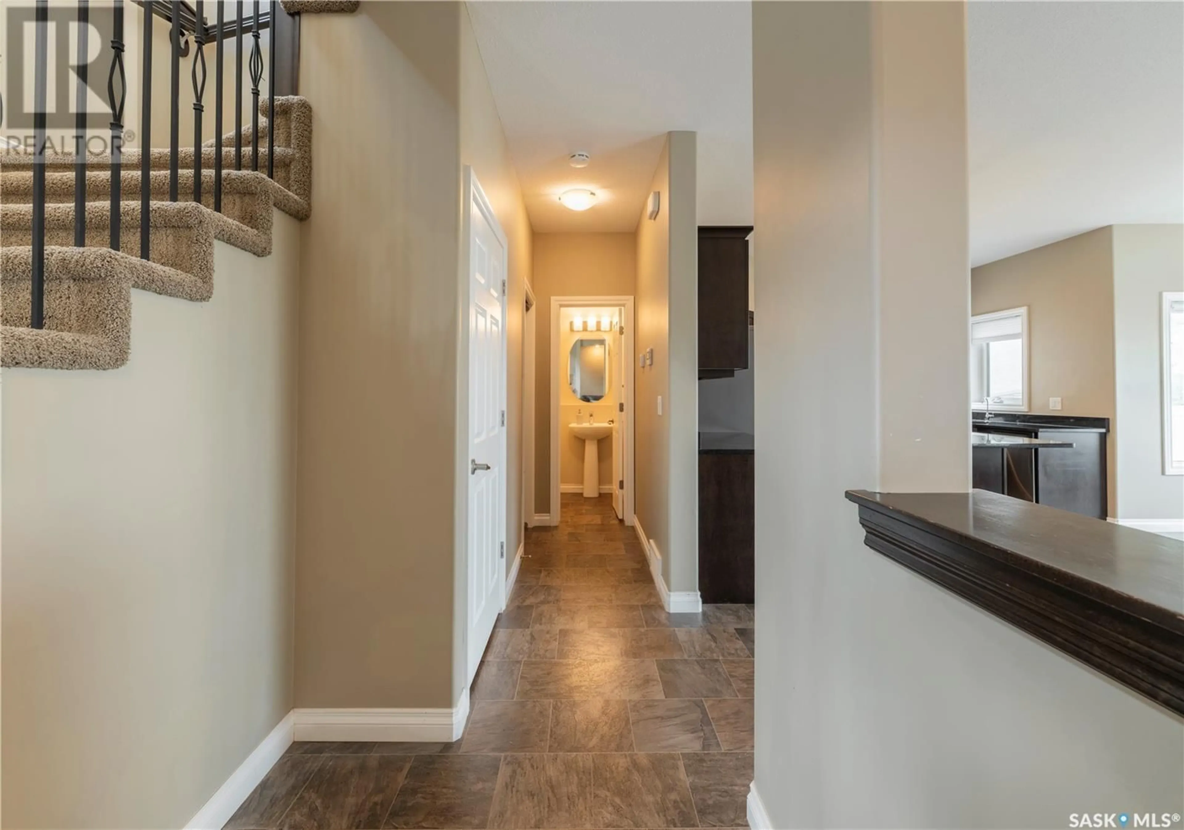 Indoor entryway for 5145 CANUCK CRESCENT, Regina Saskatchewan S4W0H1