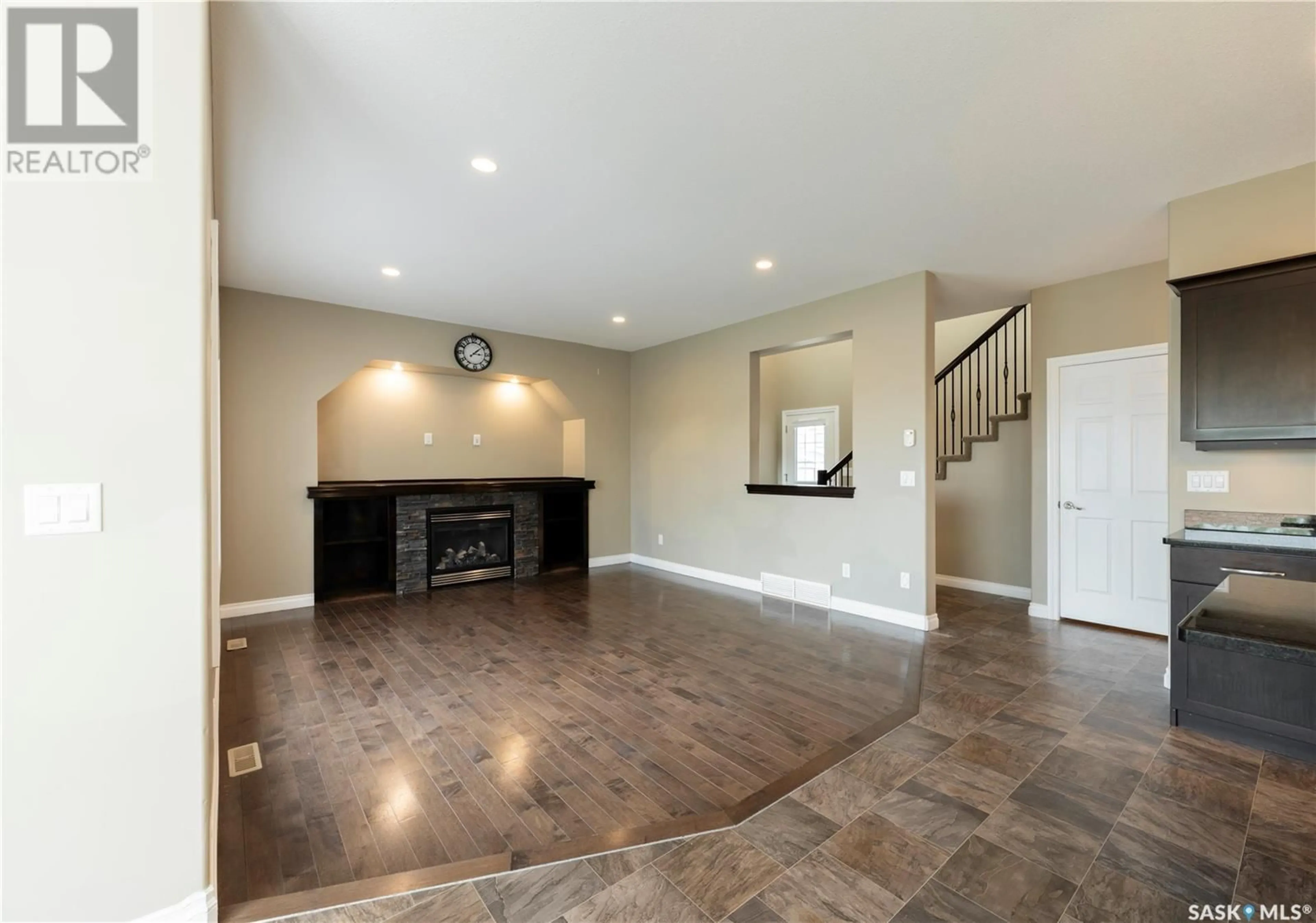 Unknown for 5145 CANUCK CRESCENT, Regina Saskatchewan S4W0H1