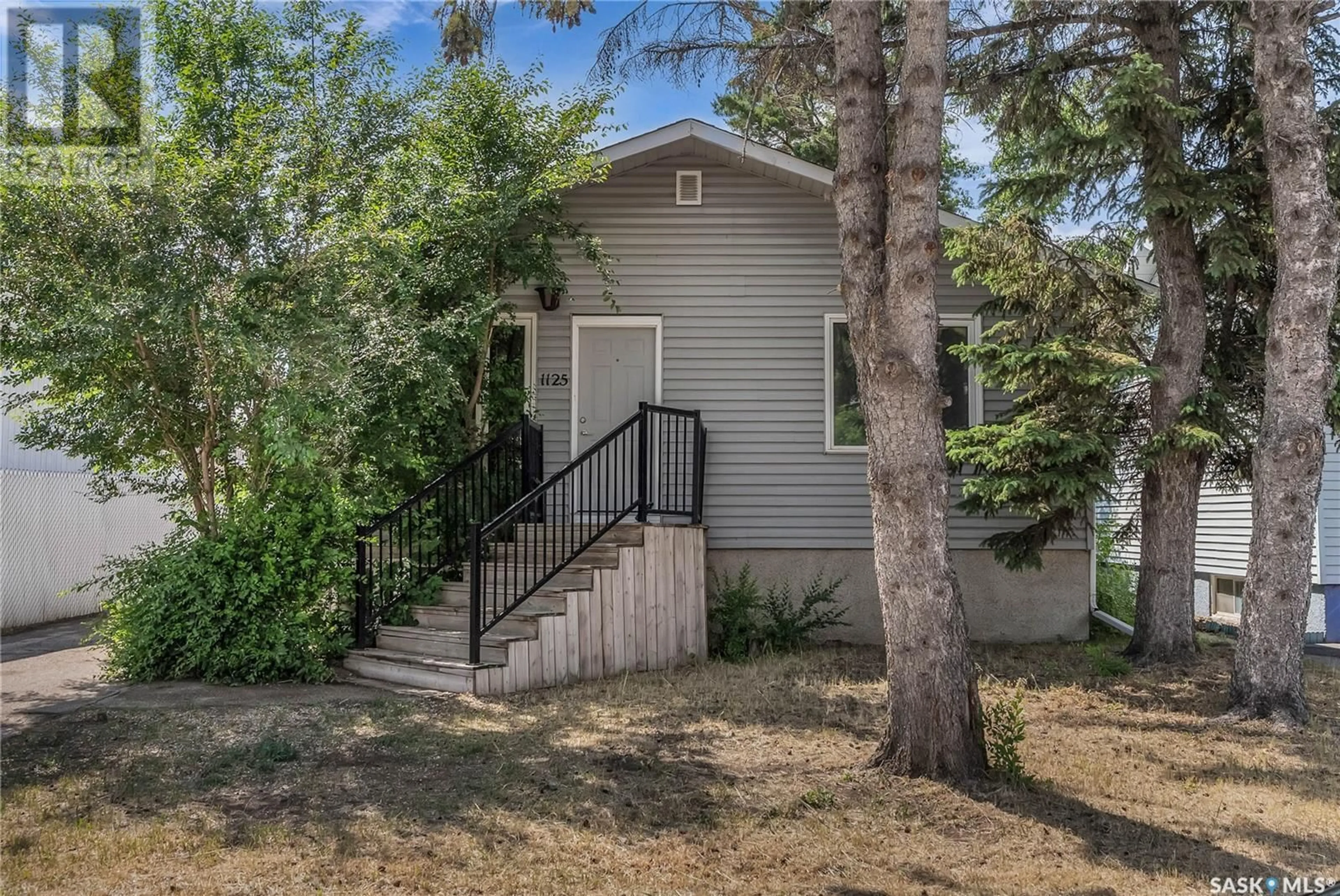 Unknown for 1125 P AVENUE, Saskatoon Saskatchewan S7M2X6