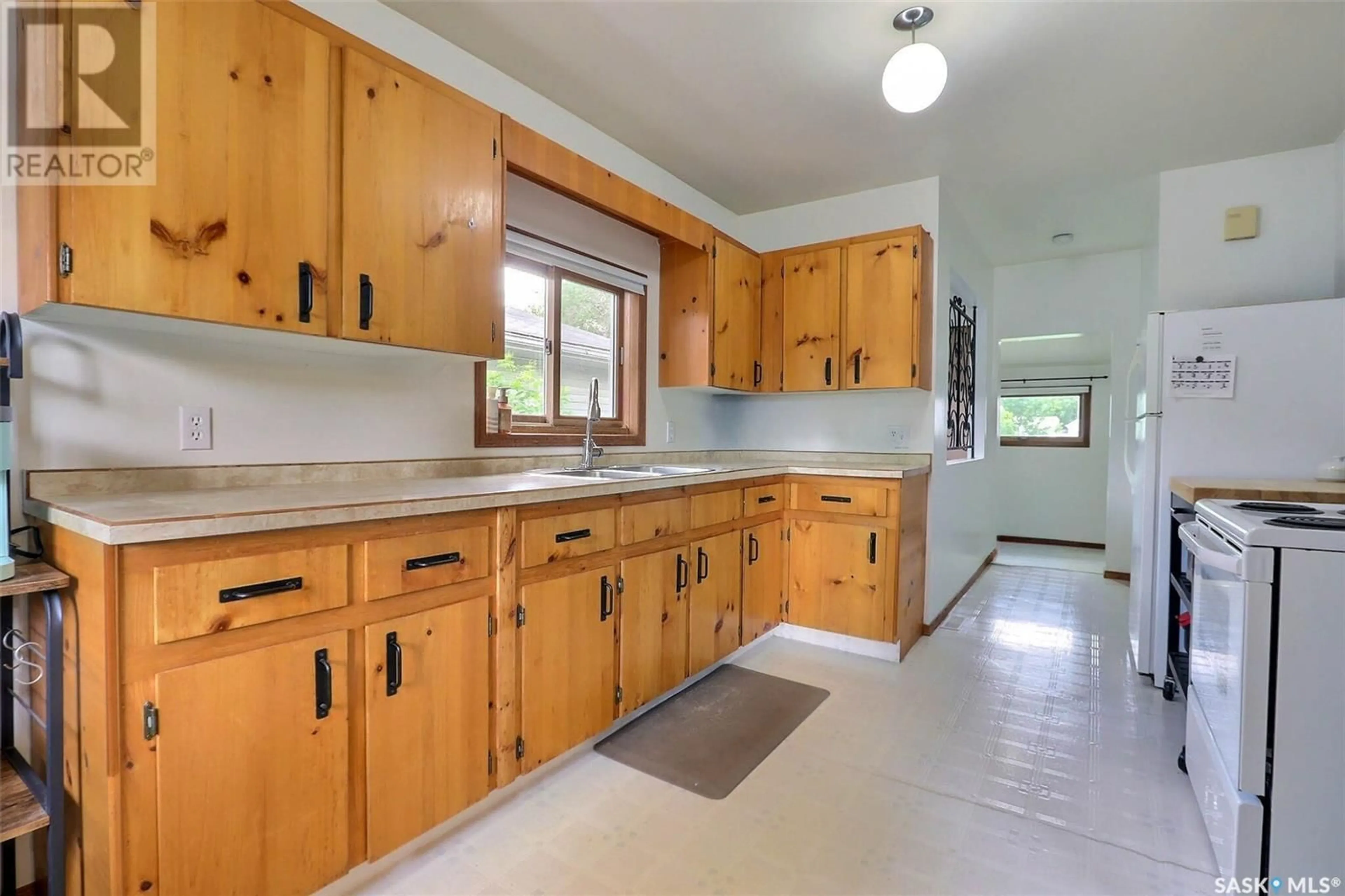 Unknown for 730 6TH STREET, Prince Albert Saskatchewan S6V0N8