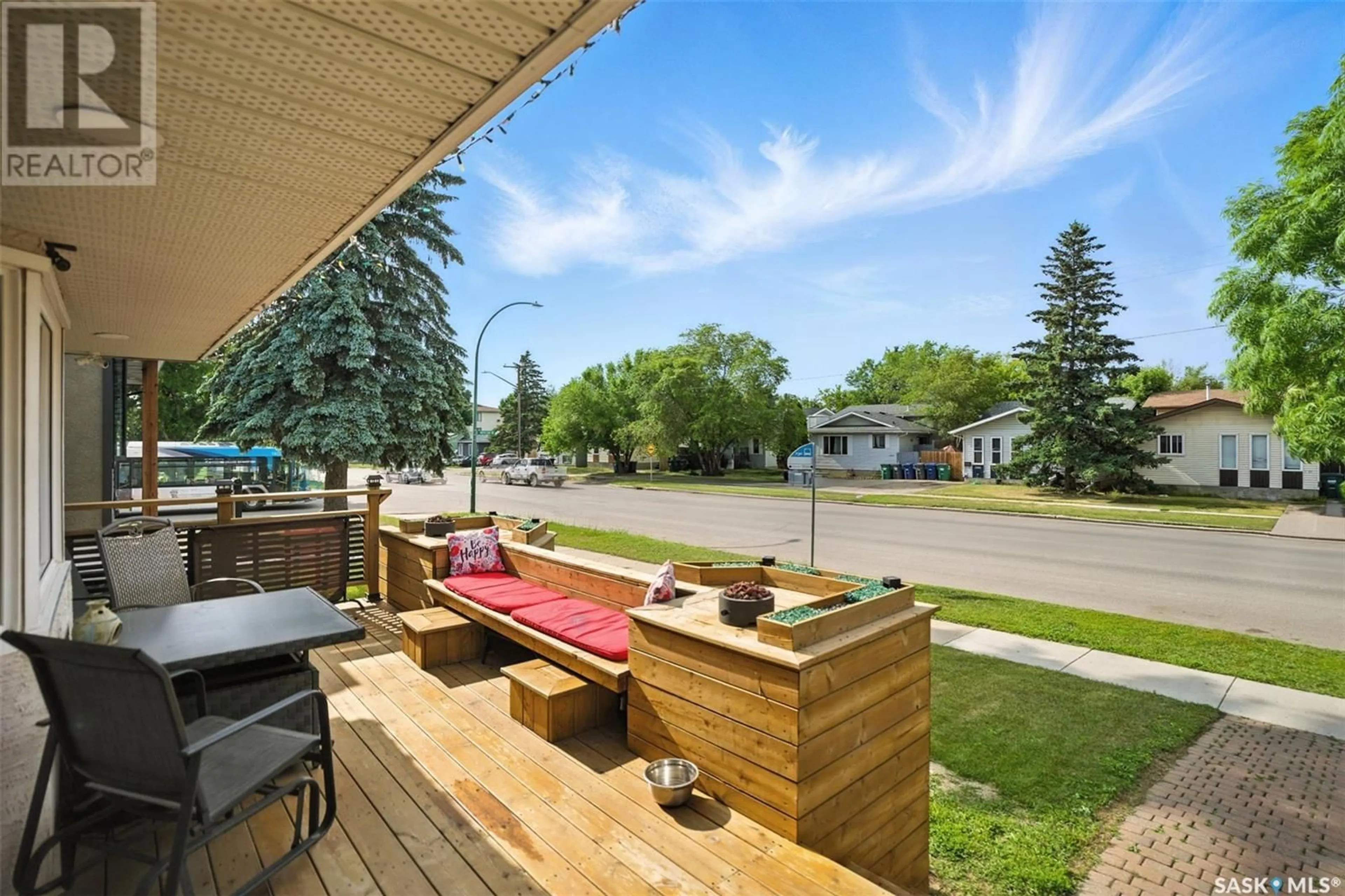 Patio, unknown for 3151 33RD STREET, Saskatoon Saskatchewan S7L0X8