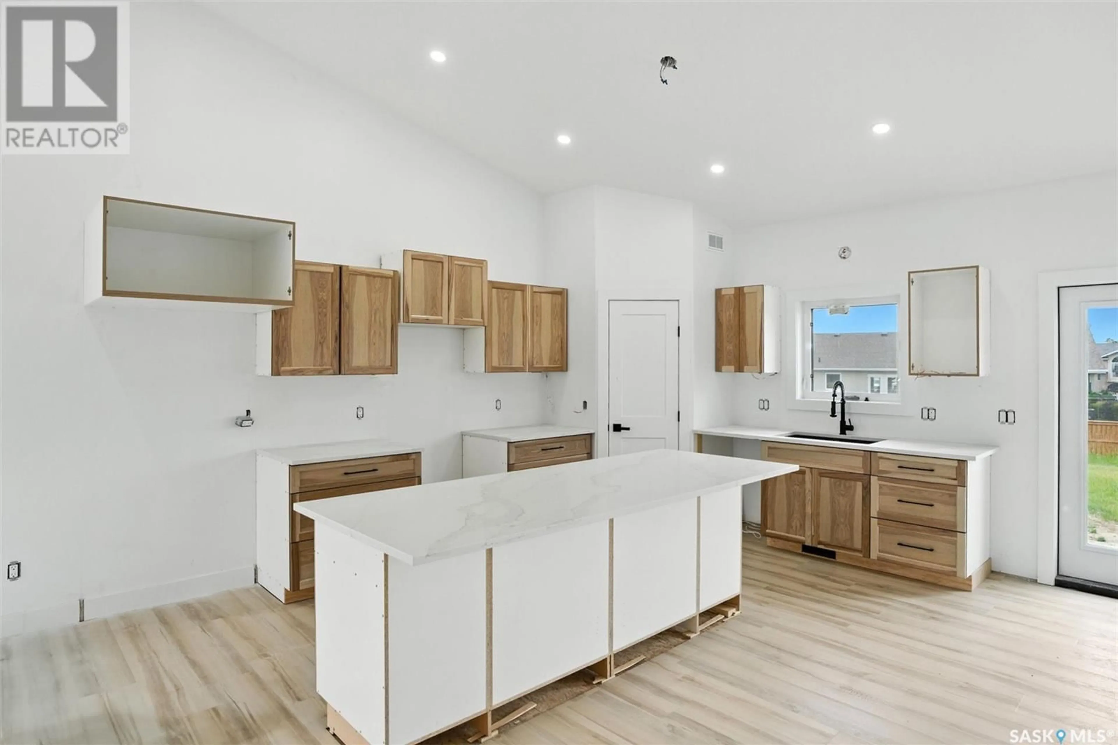 Open concept kitchen, unknown for 210 2ND AVENUE S, Waldheim Saskatchewan S0K4R0