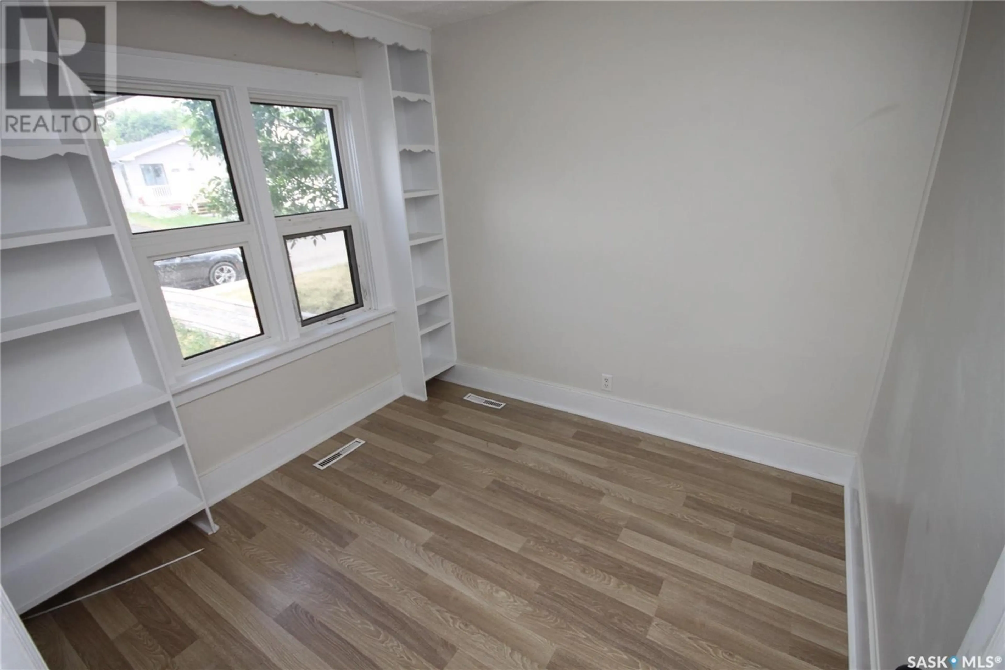 A pic of a room for 845 ROBINSON STREET, Regina Saskatchewan S4T2M4