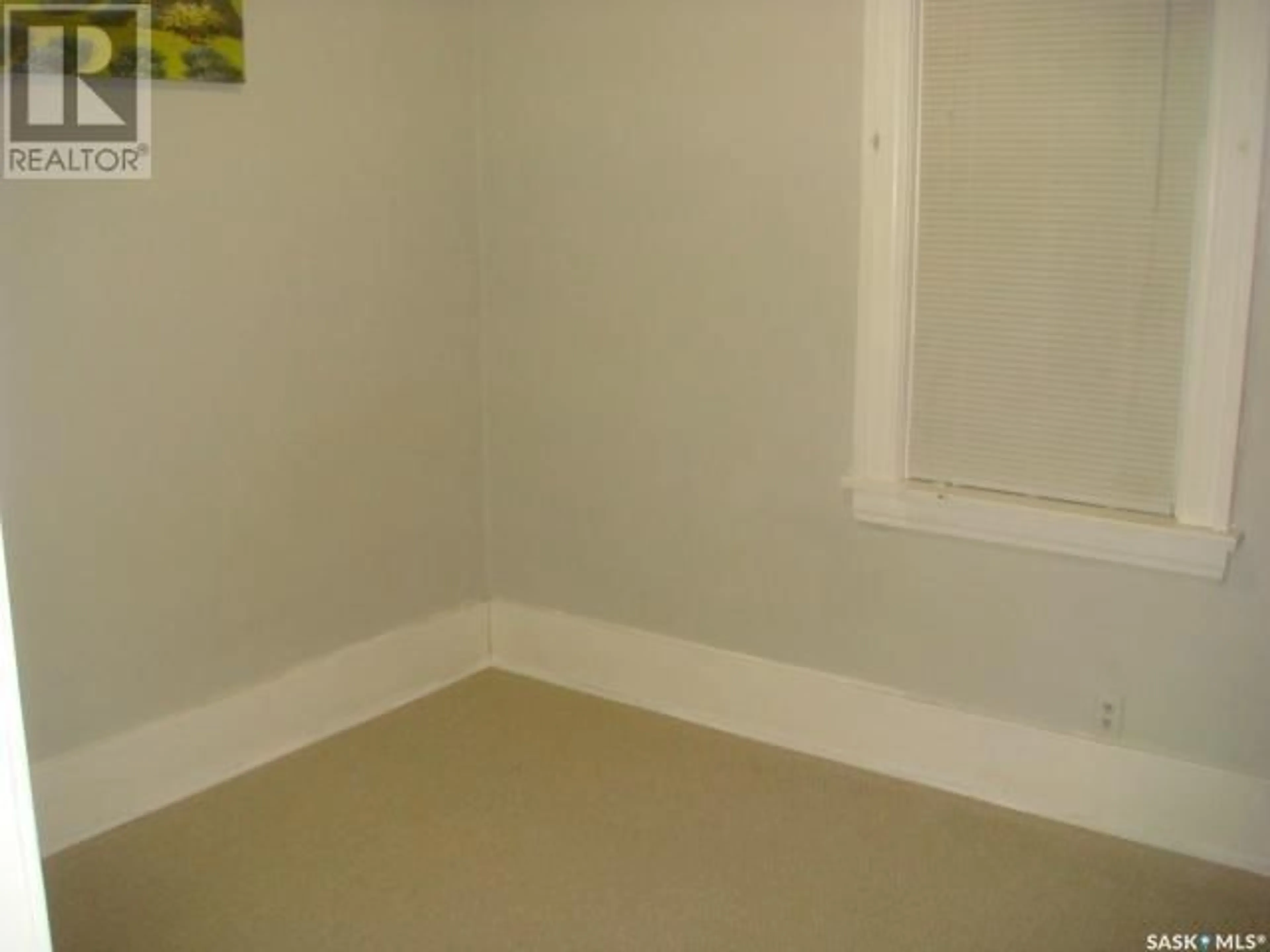 A pic of a room for 1535 VICTORIA AVENUE, Regina Saskatchewan S4P0P6